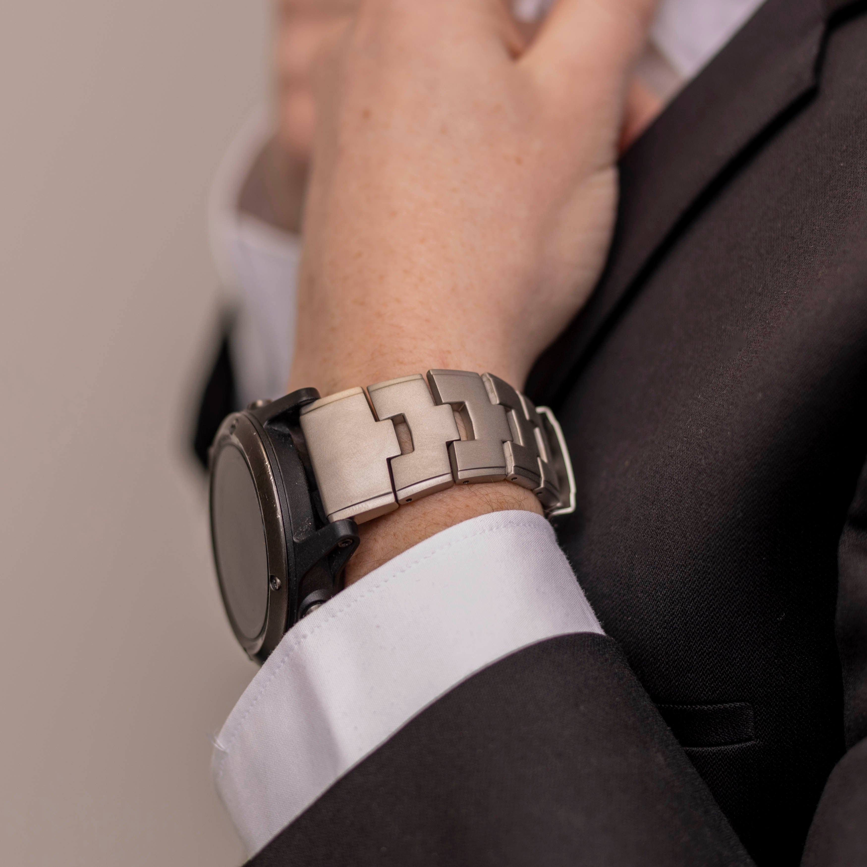 Bracelet titane Garmin Fenix 8 - 51mm (titane)