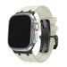 BALR. Bracelet en silicone ultra liquide pour Apple Watch (beige/(noir)