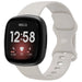 Bracelet silicone classique Fitbit Sense (blanc cassé)