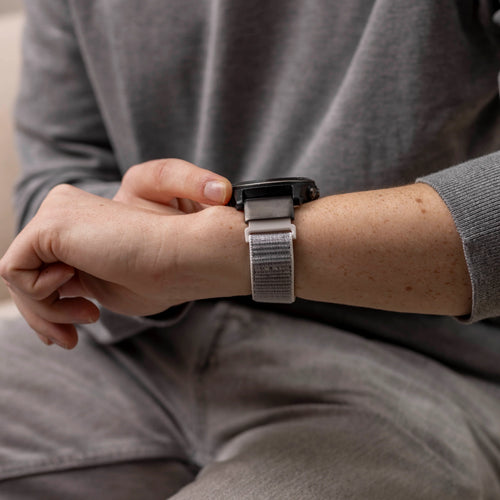 Garmin Fenix 7 Nylon Strap (Grey)