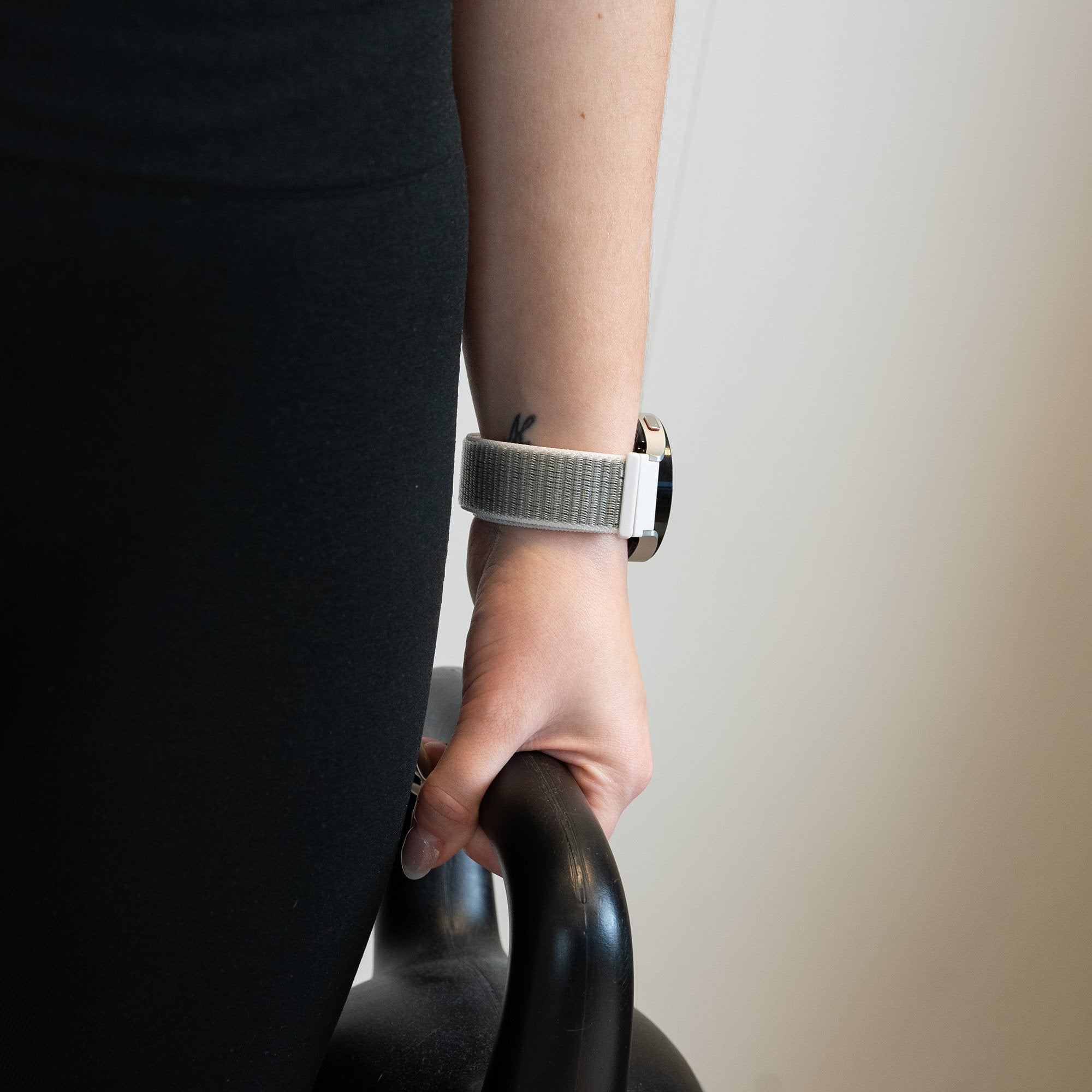 Bandz Bracelet nylon Loop Garmin Vivomove Luxe (gris)