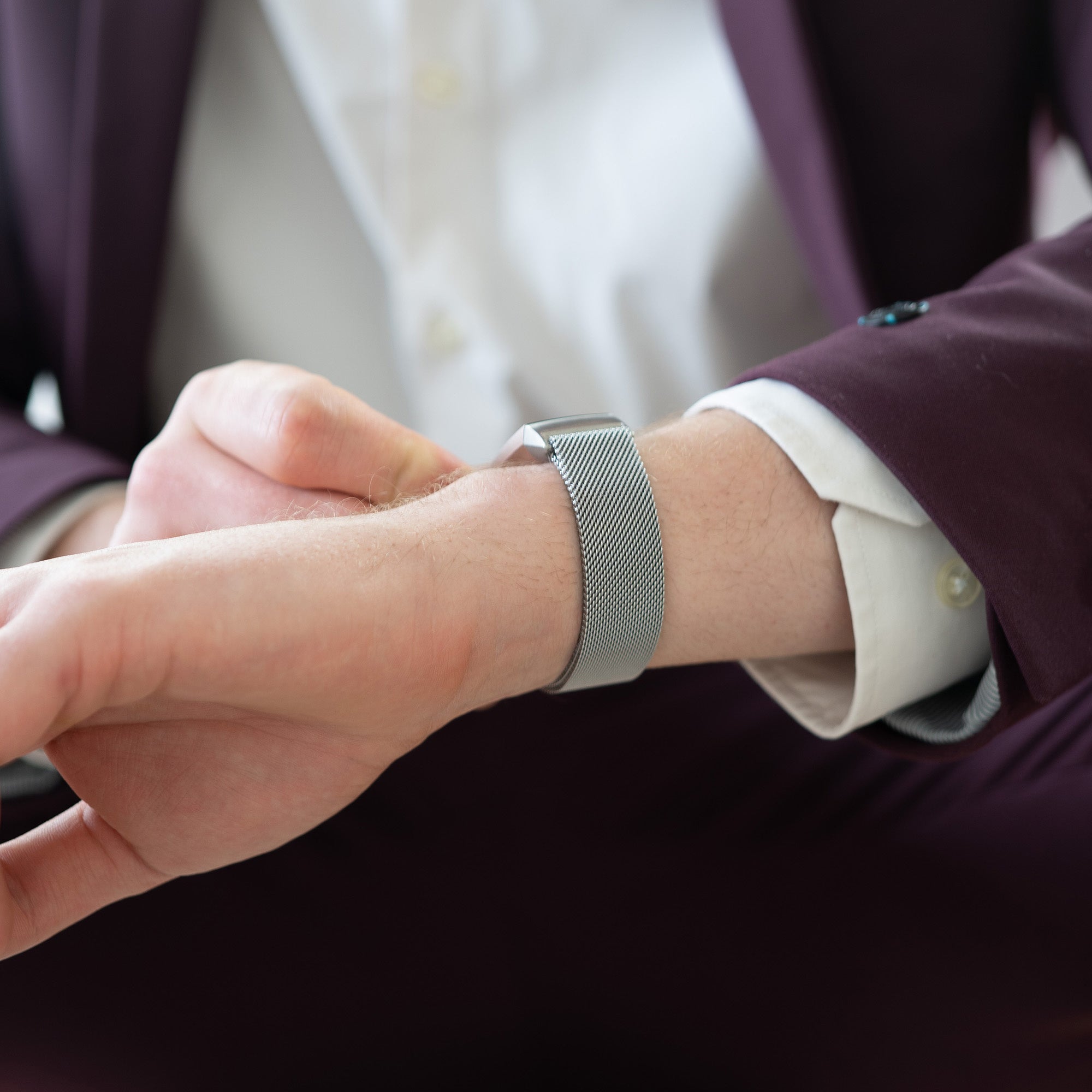 Bandz Fitbit Charge 4 Milanese Loop Strap (Silver)