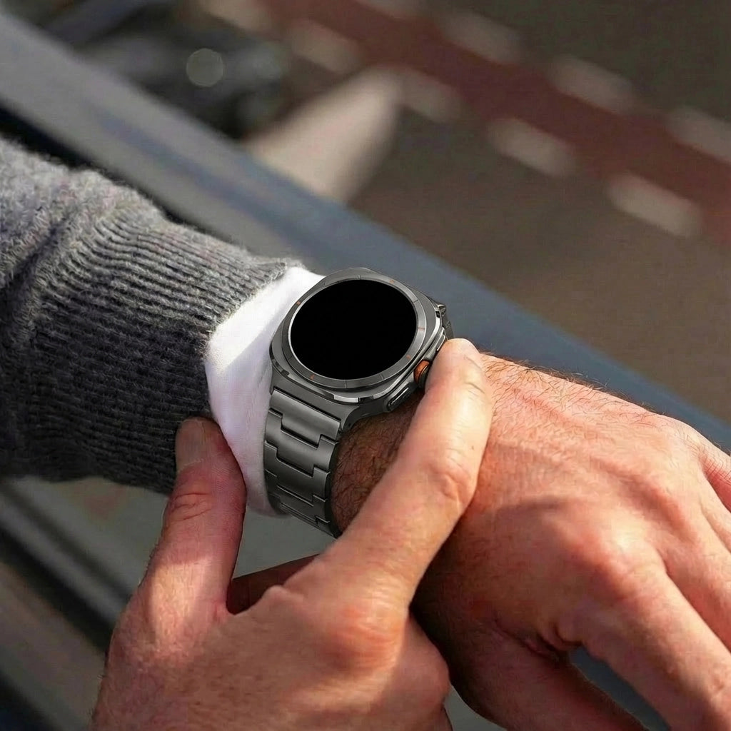 Bandz Bracelet titane 'Classique' Samsung Galaxy Watch Ultra (graphite)