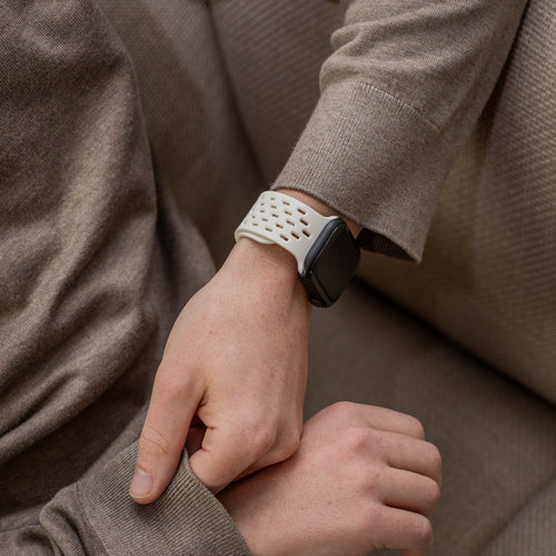 Bracelet silicone air avec P-buckle pour Apple Watch (blanc)