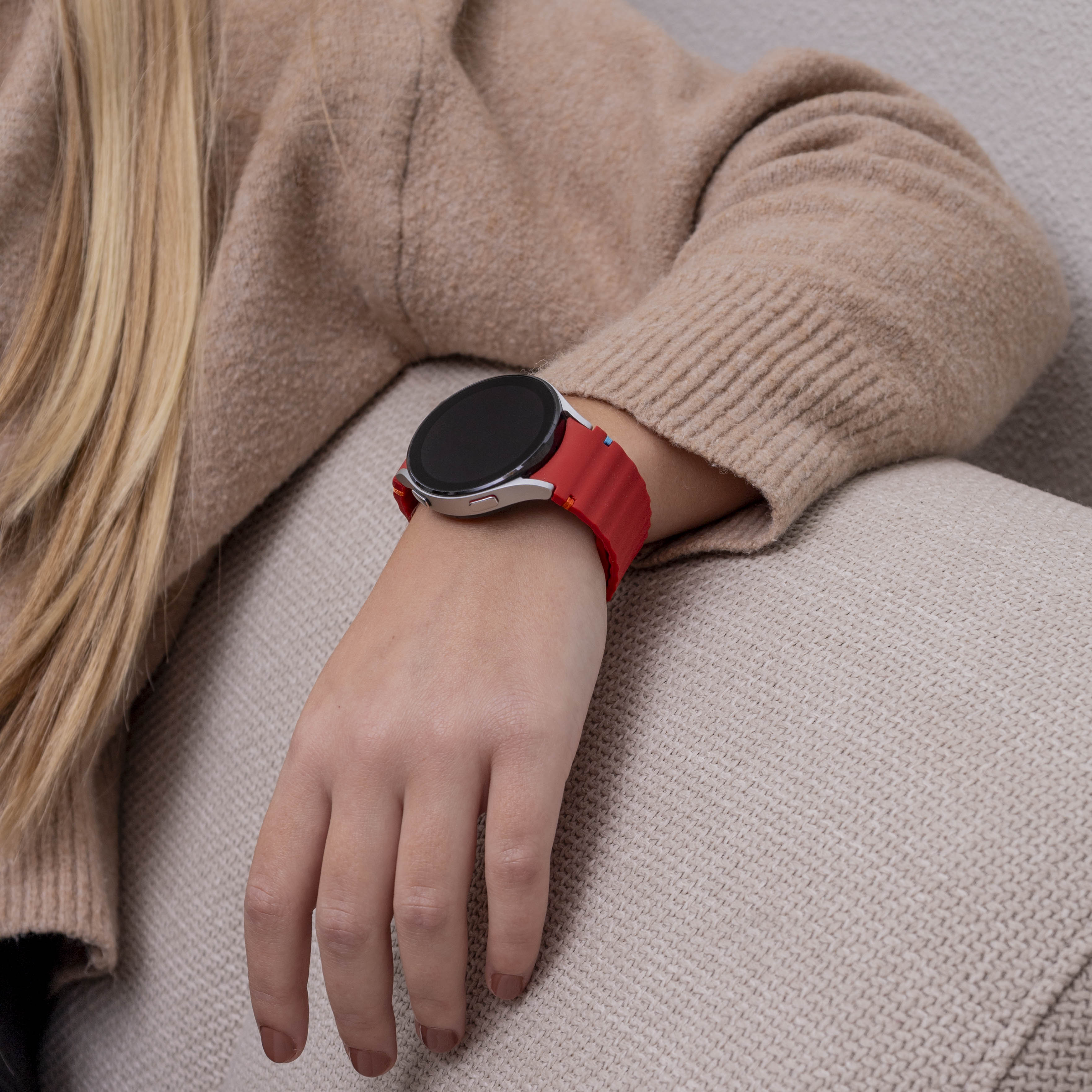 Samsung Galaxy Watch 7 - 44mm Wave Strap (Red)