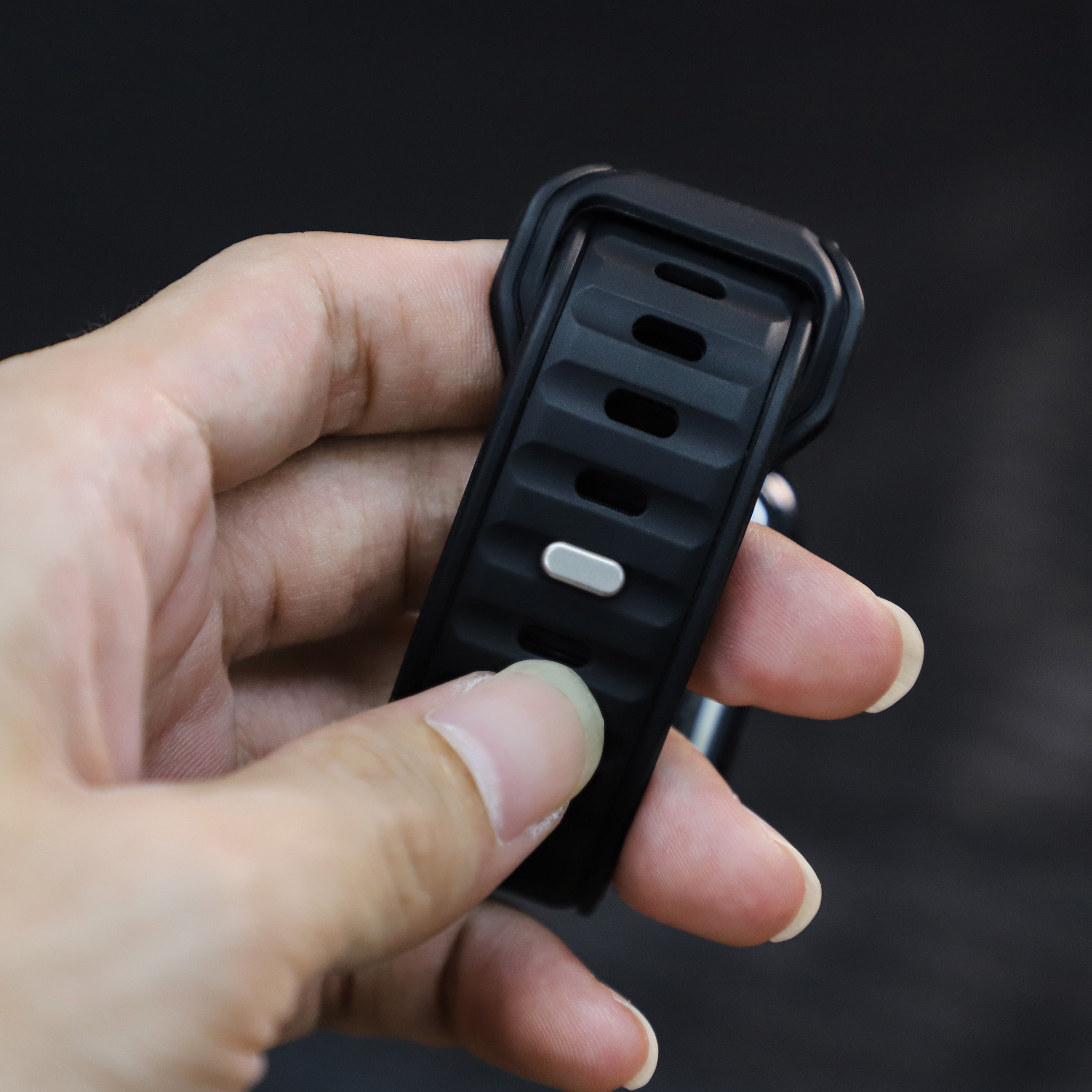 Apple Watch Premium Outdoor Silicone Strap (Black/Black)