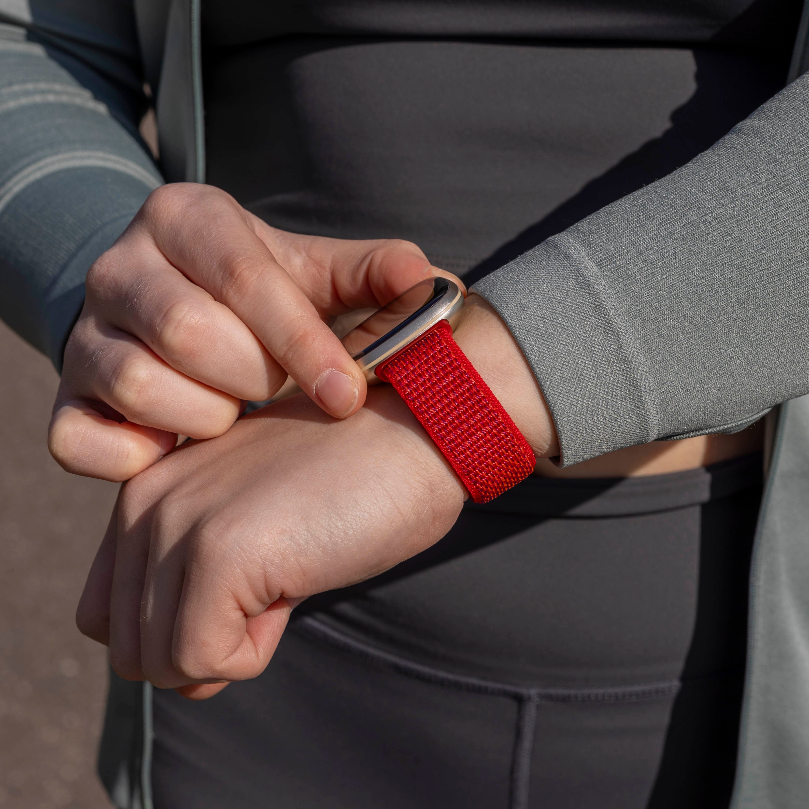Bracelet nylon Fitbit Sense (rouge)