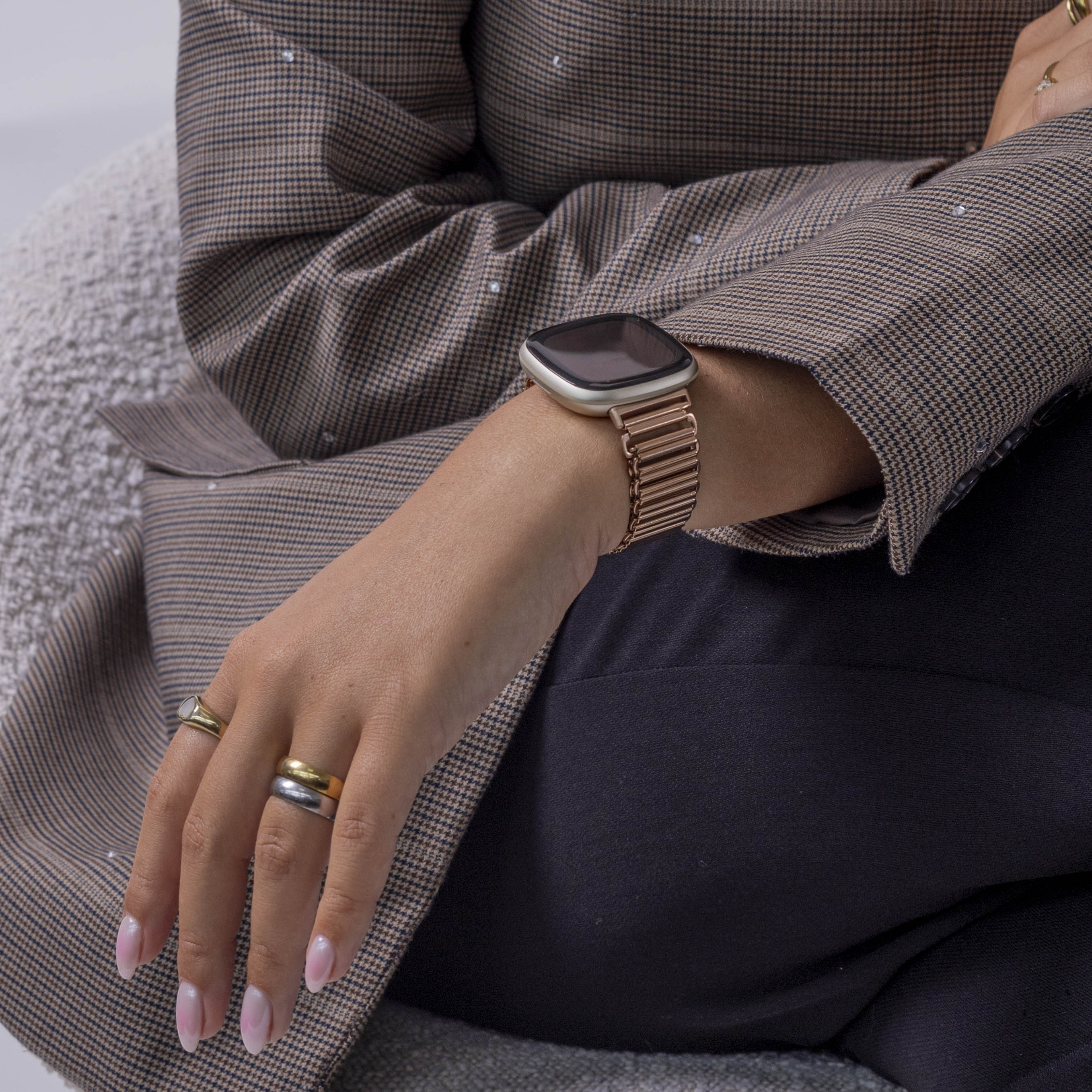 Bracelet acier boucle Fitbit Sense 2 (or rose)