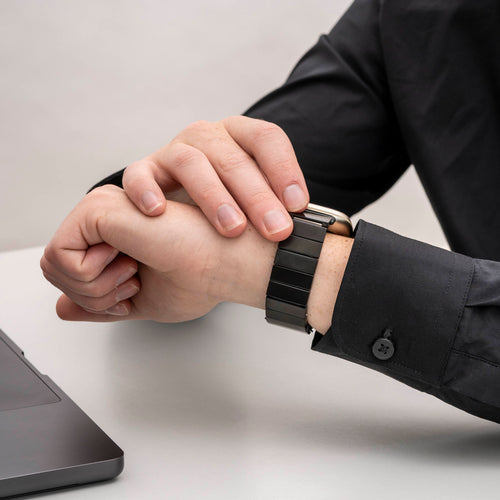 Bracelet métal Fitbit Sense (noir)