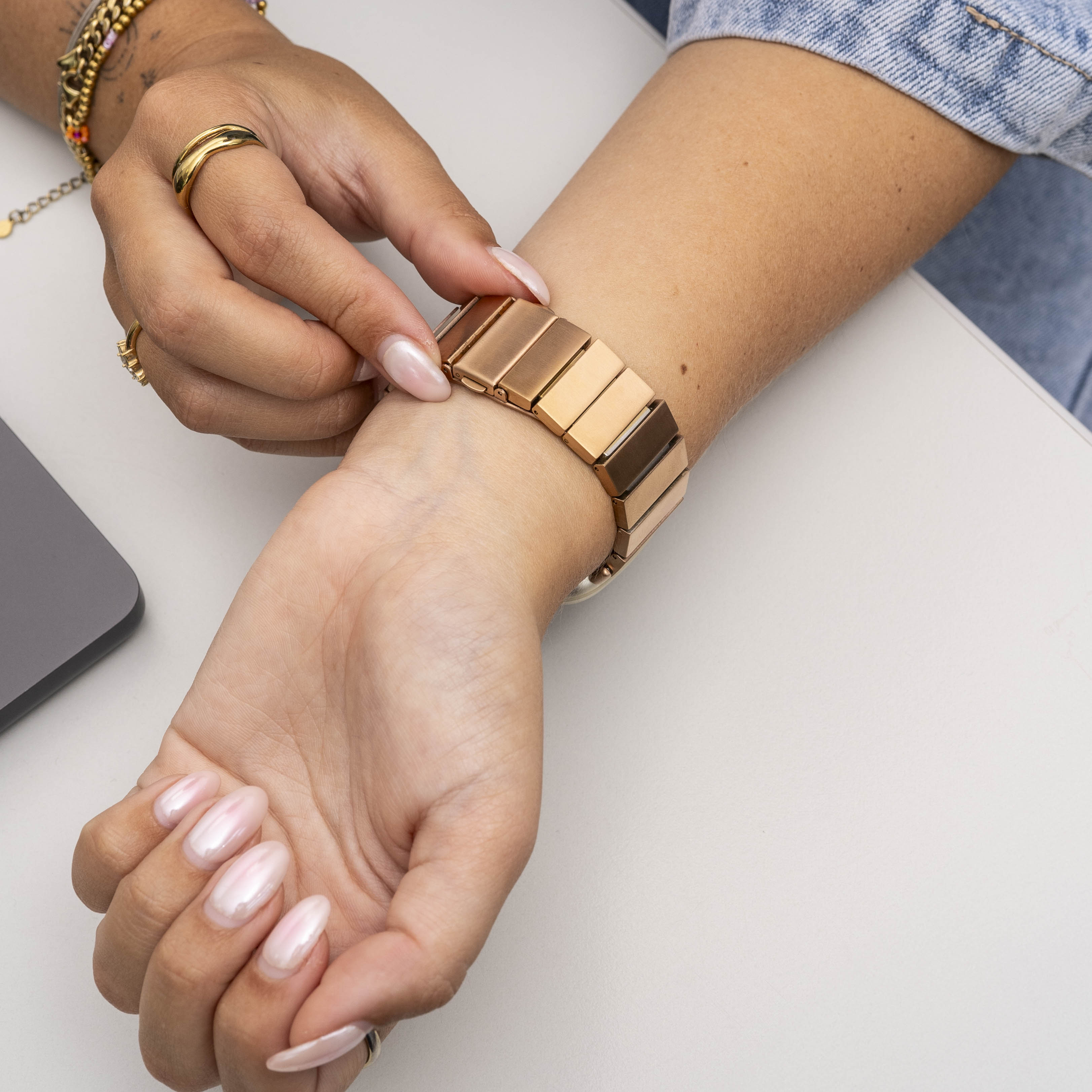 Bracelet métal Fitbit Versa 3 (or rose)