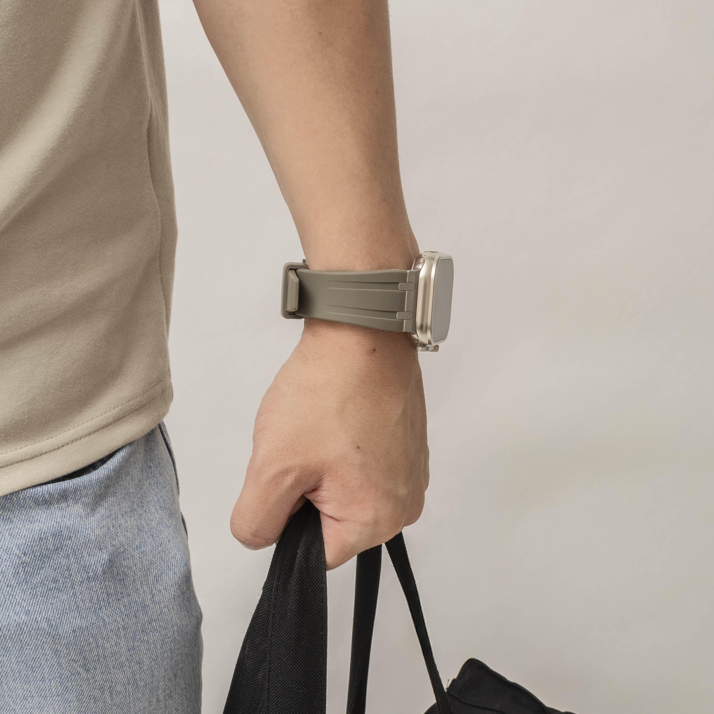 Bandz Bracelet silicone 'Luxe Liquid' Apple Watch (marron/titane)