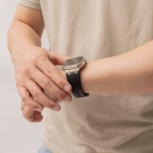 Bandz Bracelet silicone 'Luxe Liquid' Apple Watch Ultra (noir avec argent)