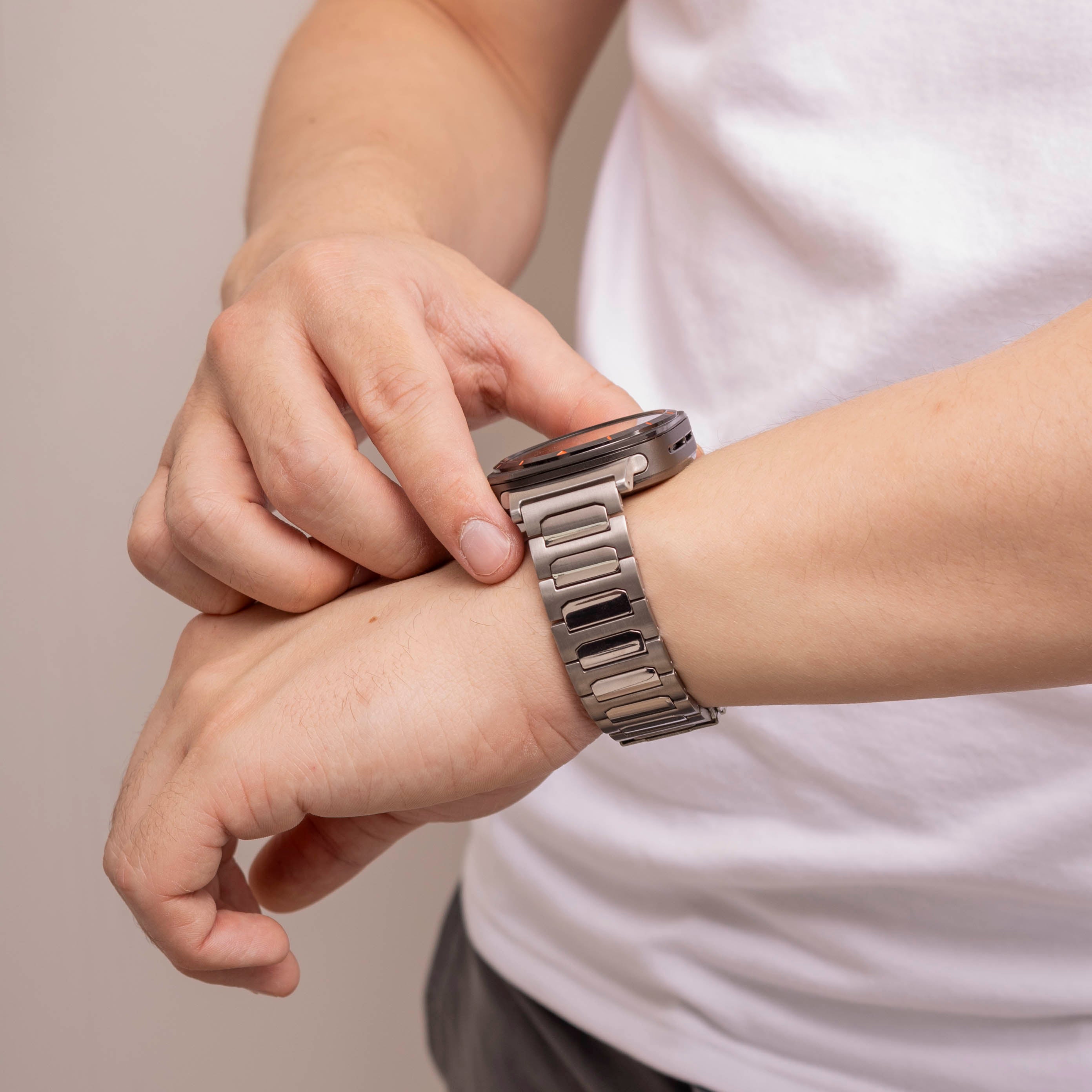 Bandz Bracelet titane Samsung Galaxy Watch Ultra 'Deluxe' (argent)