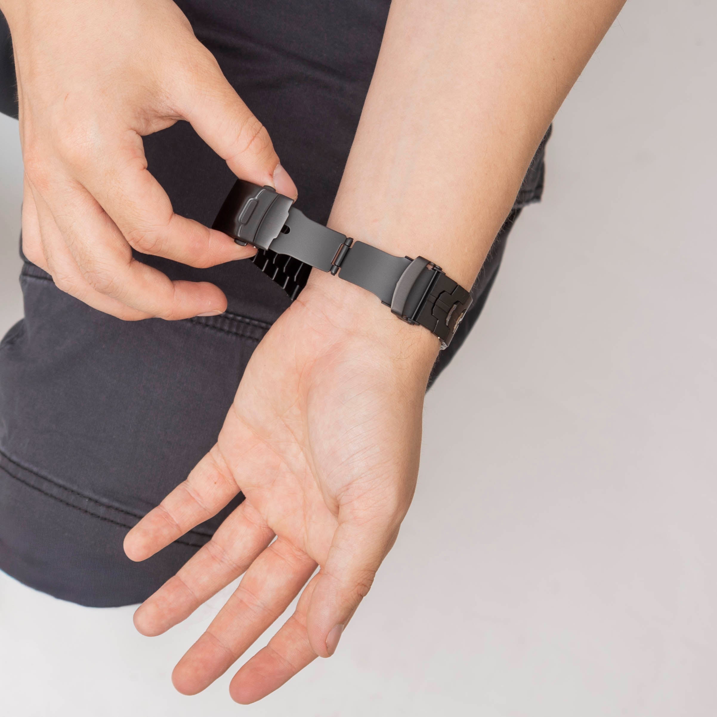 Samsung Galaxy Watch Ultra 'Iron' Titanium Strap (Black)