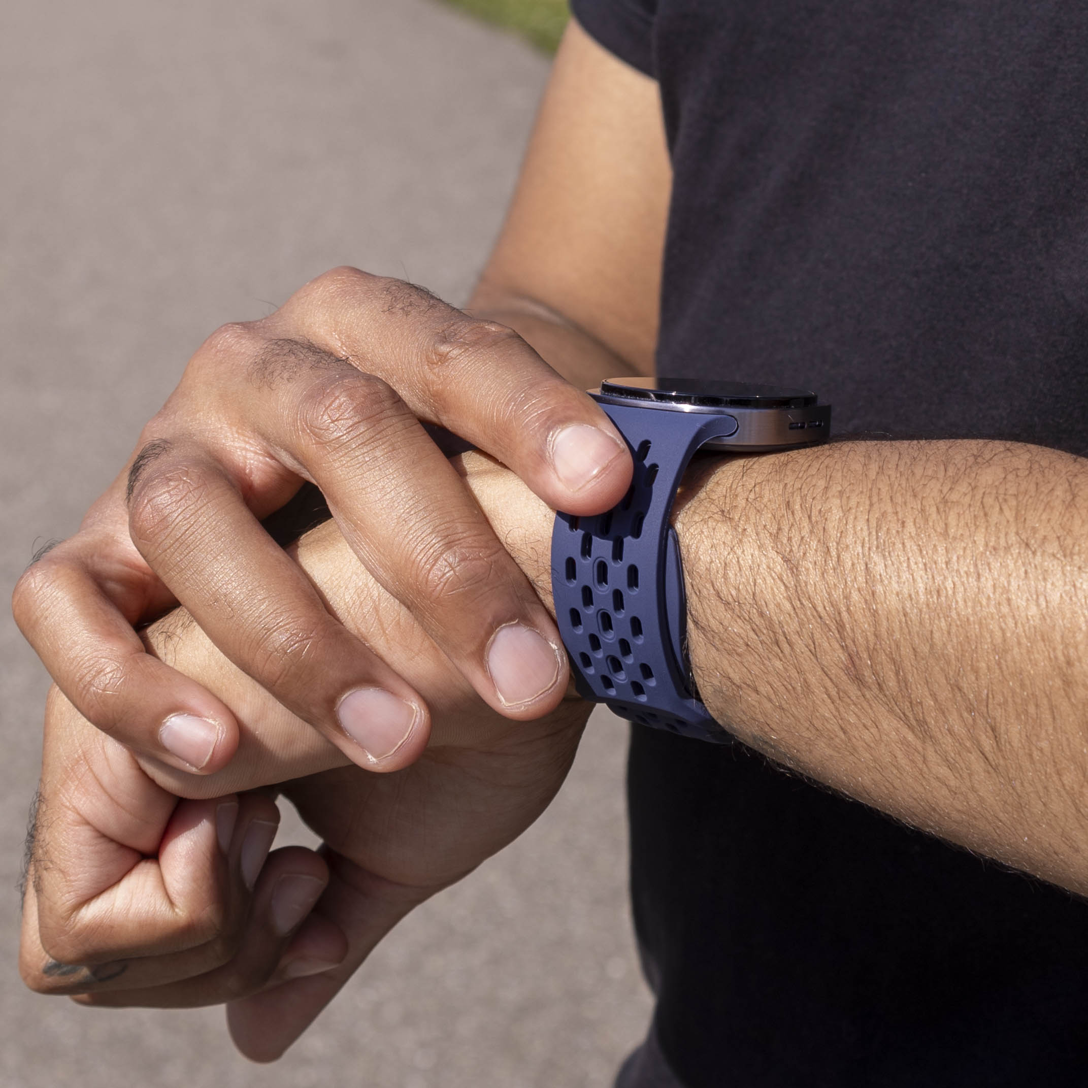 Samsung Galaxy Watch 8 - 40mm Silicone Air Strap (Dark Blue)