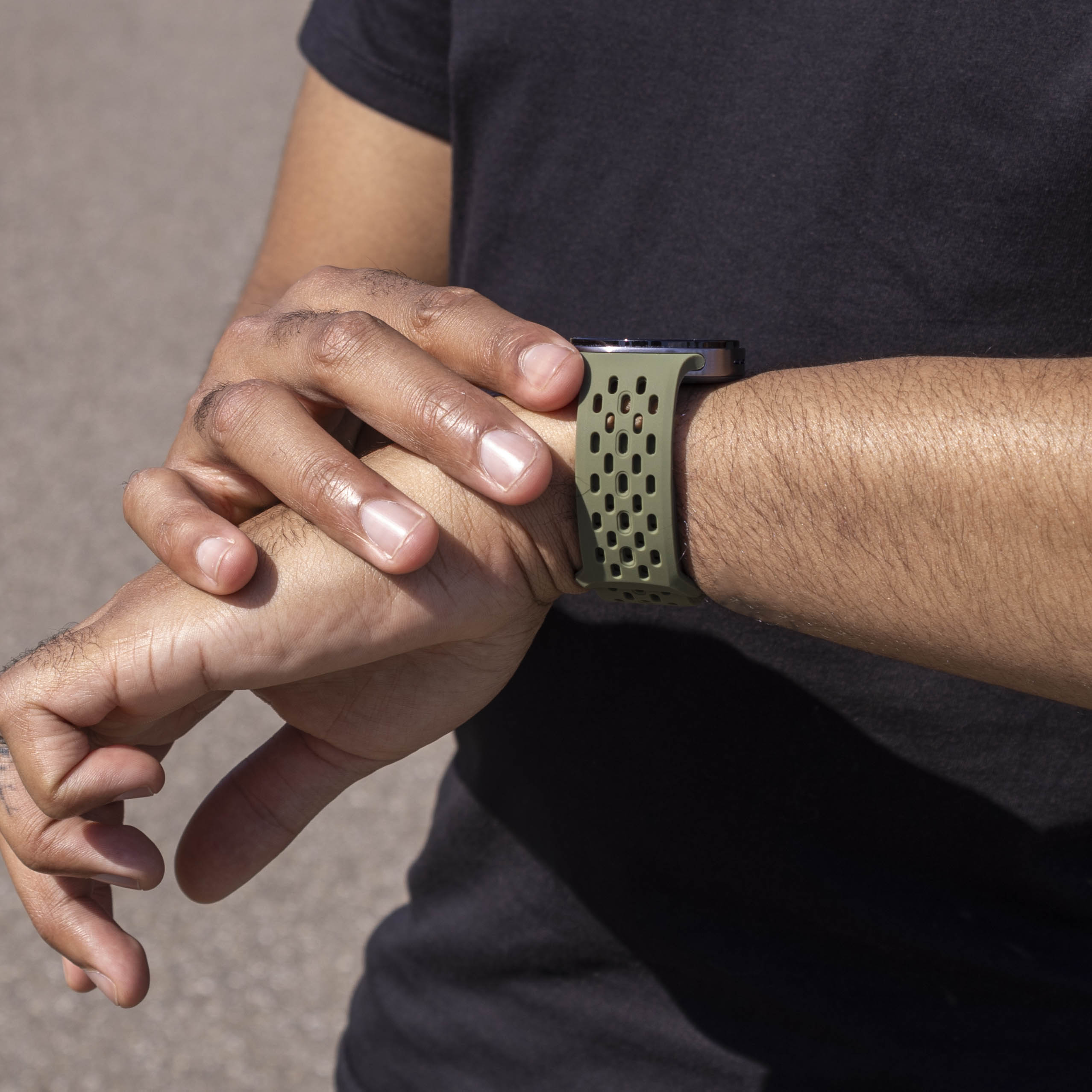 Samsung Galaxy Watch 8 - 40mm Silicone Air Strap (Army Green)