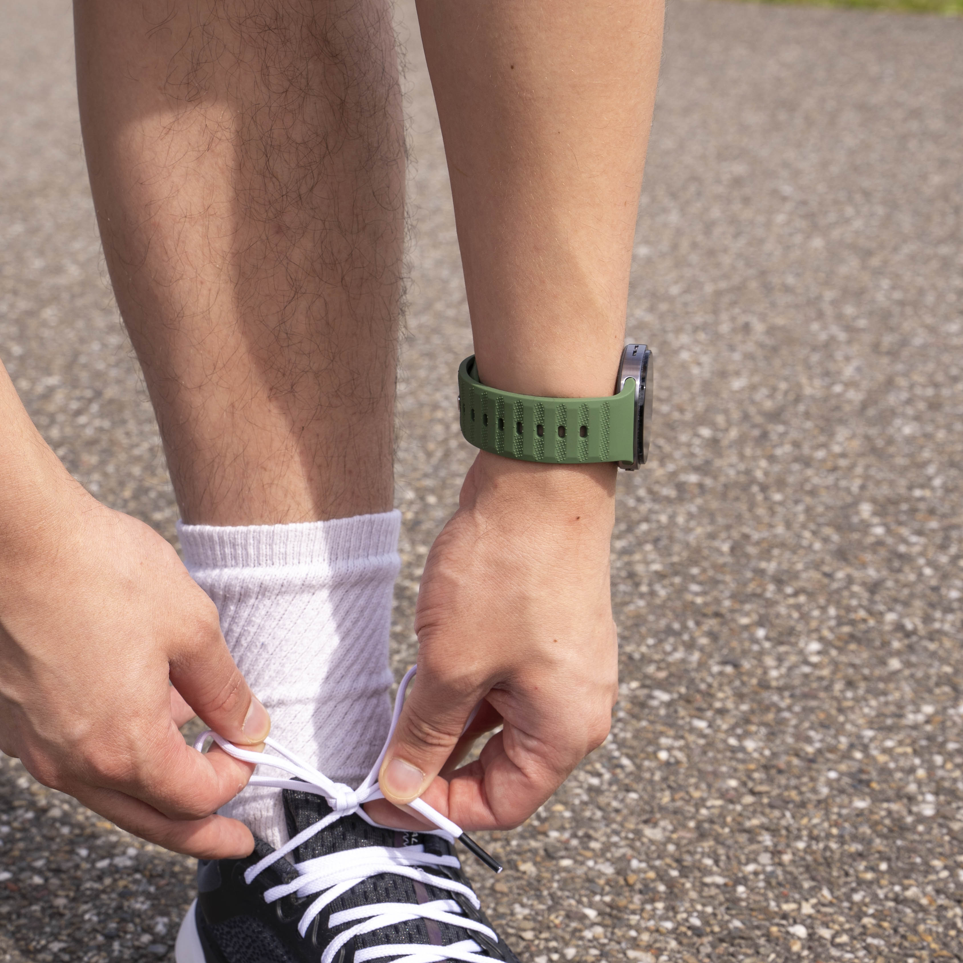 Samsung Galaxy Watch 8 - 44mm Outdoor Silicone Strap (Army Green)