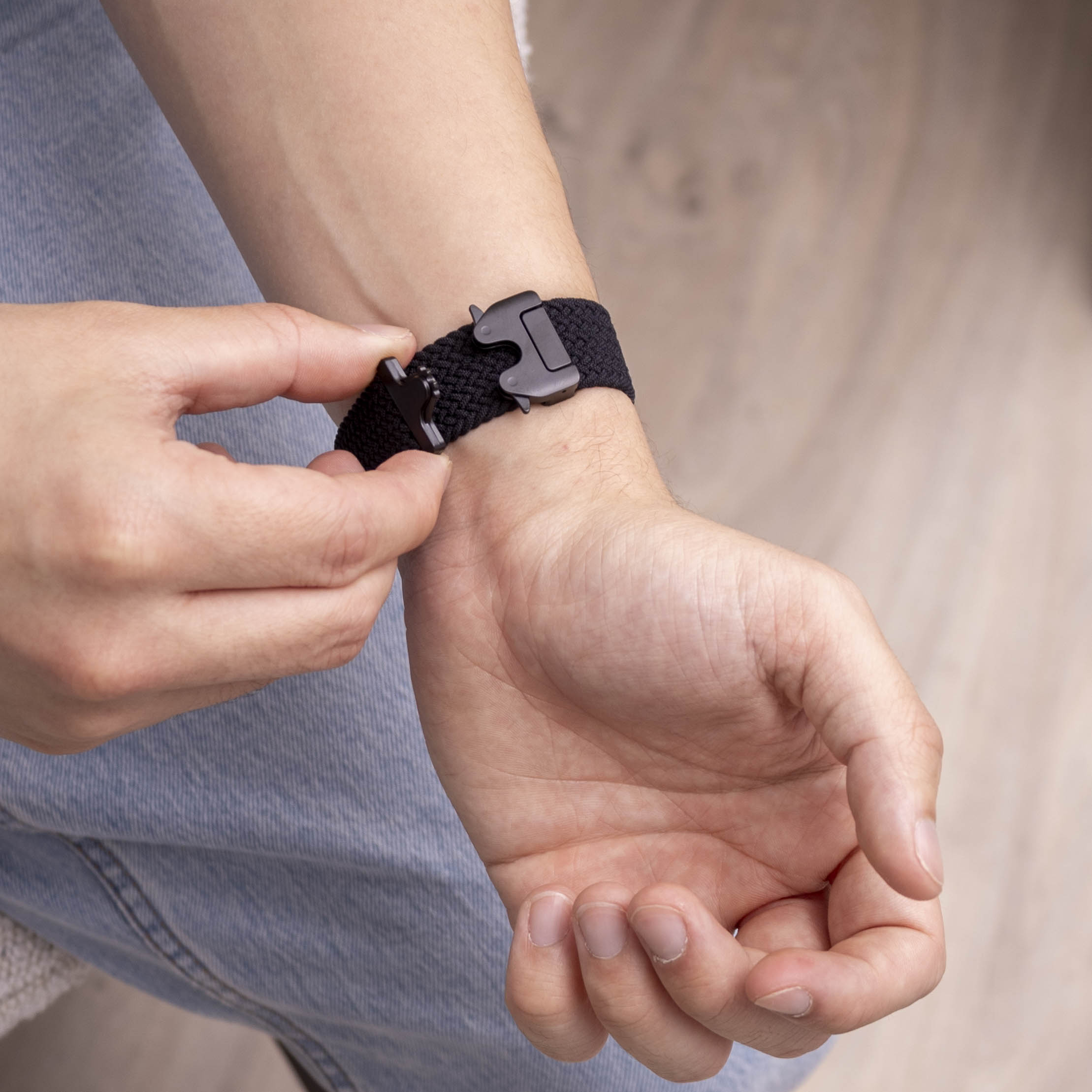 Bracelet tissu avec boucle Samsung Galaxy Watch 8 Classic (noir)