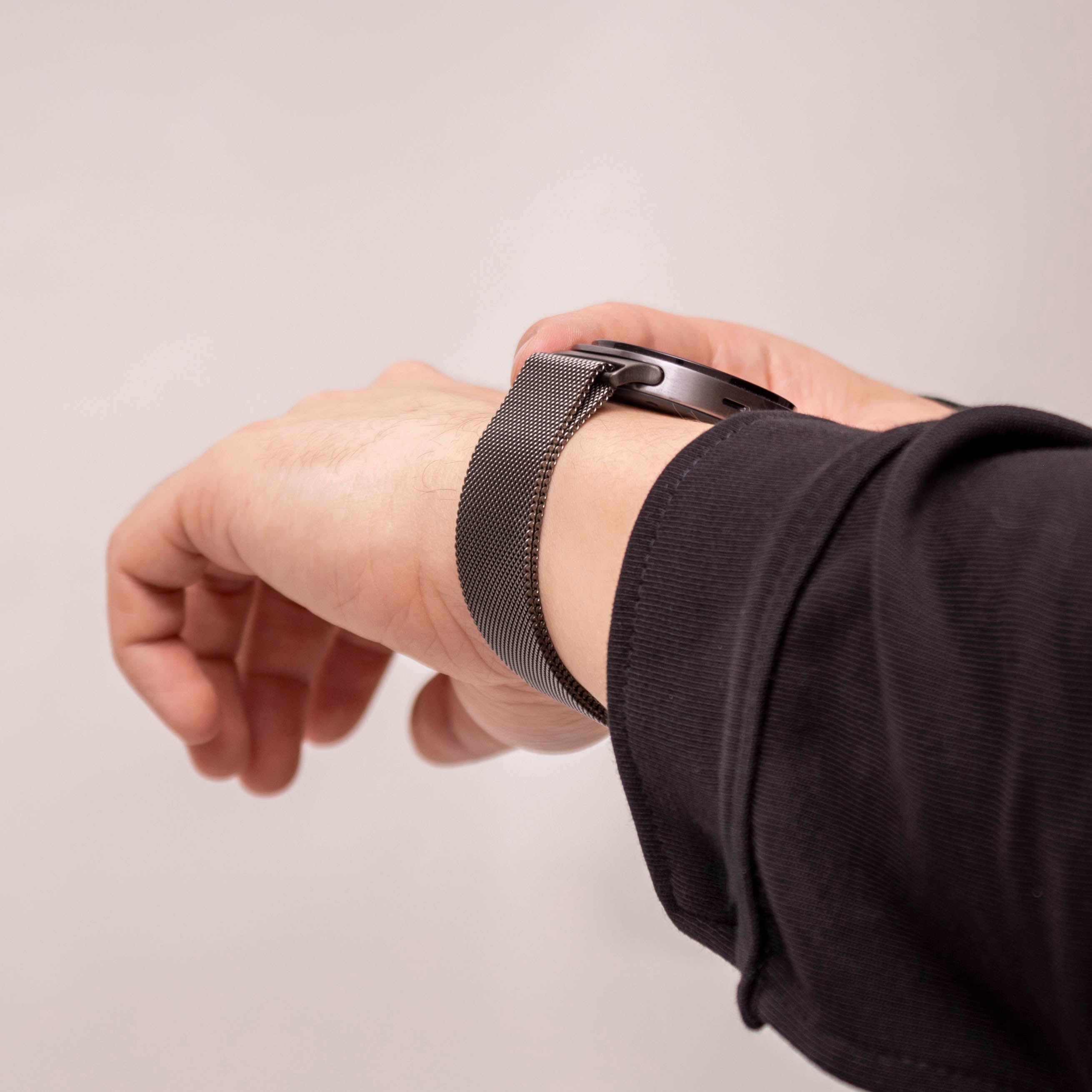 Samsung Galaxy Watch 8 - 44mm Milanese Strap (Space Grey)