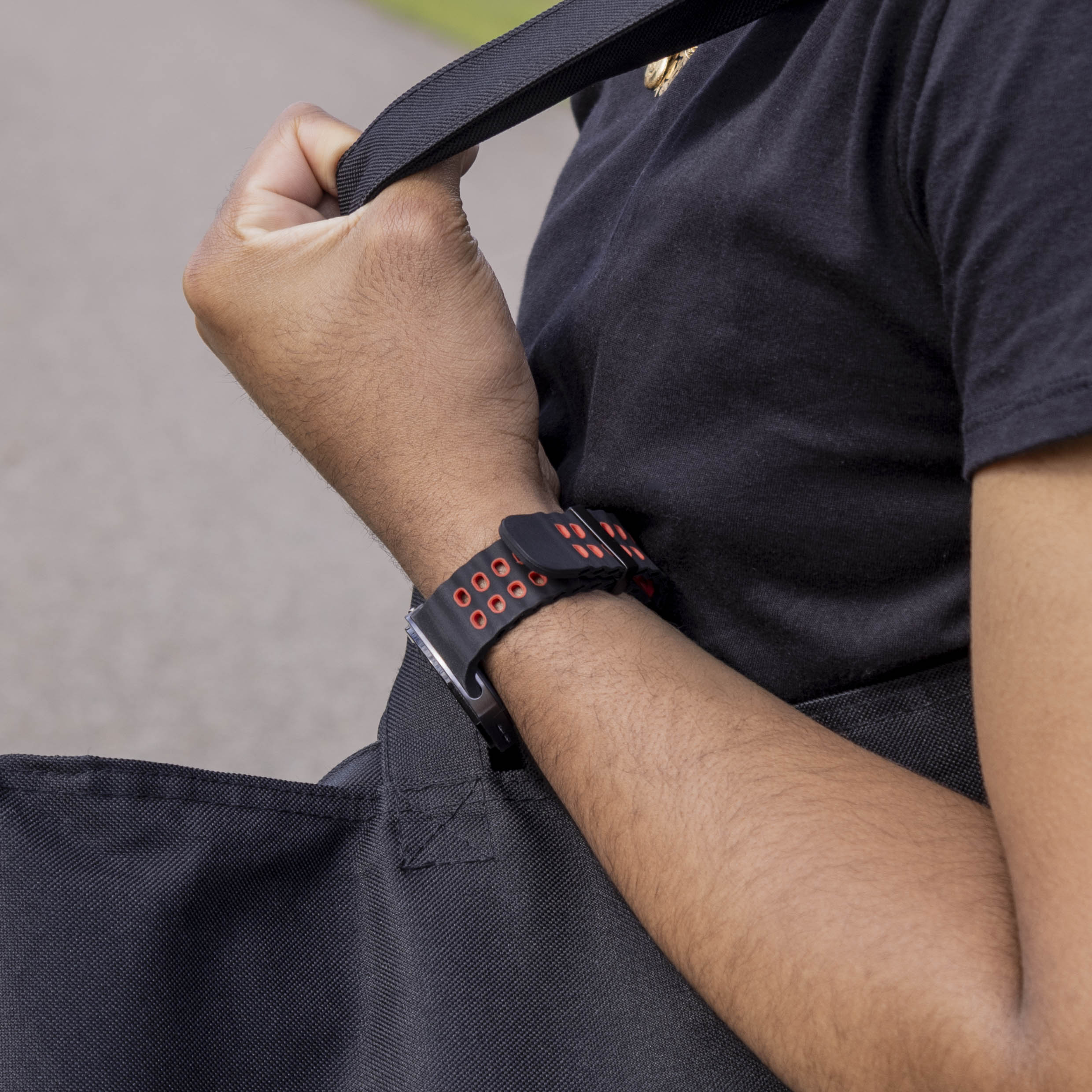 Samsung Galaxy Watch 8 - 44mm Ocean Strap (Black/Red)