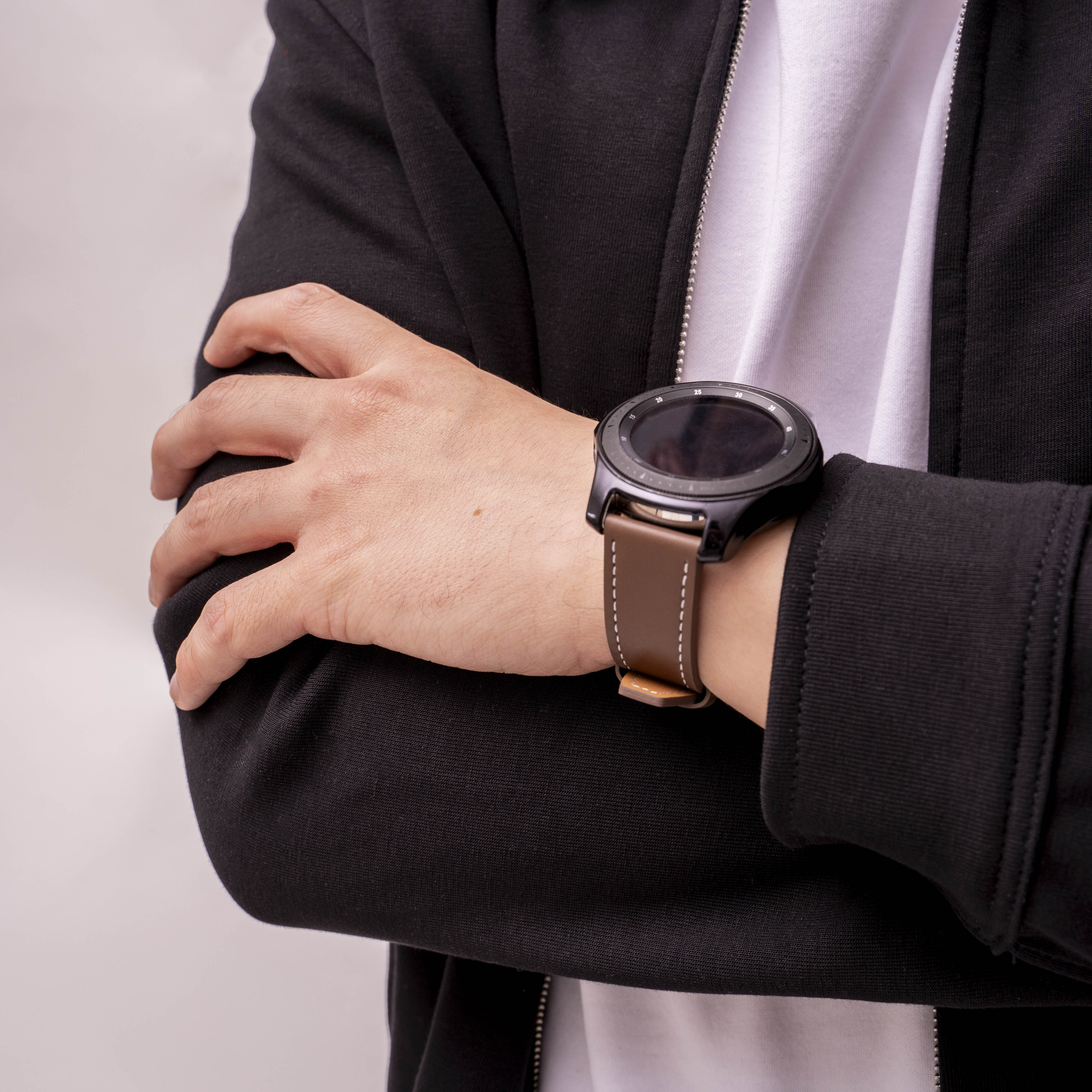 Huawei Watch GT 2 46mm 'One Push' Leather Strap (Dark Brown)