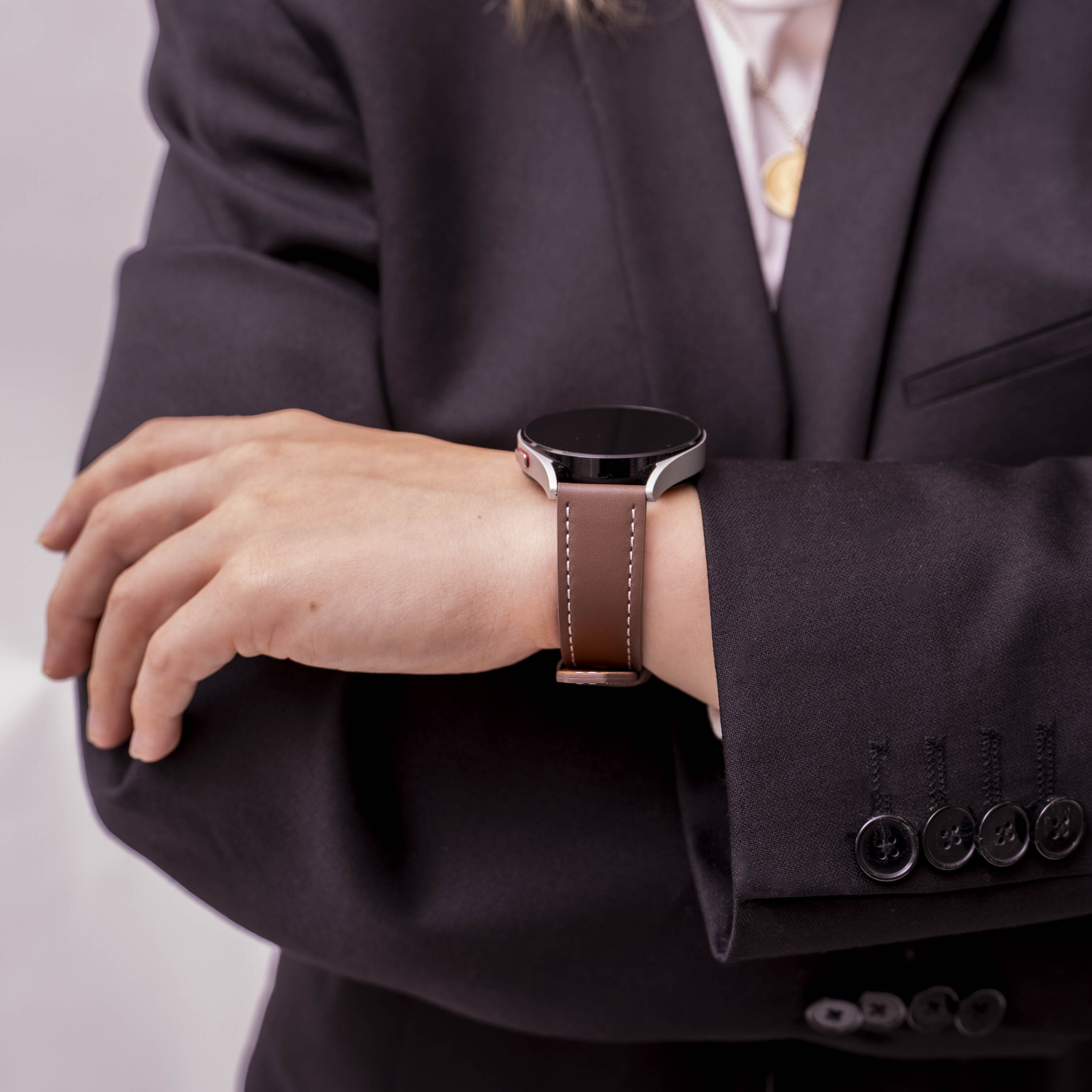 Samsung Galaxy Watch 6 - 44mm 'One Push' Leather Strap (Dark Brown)