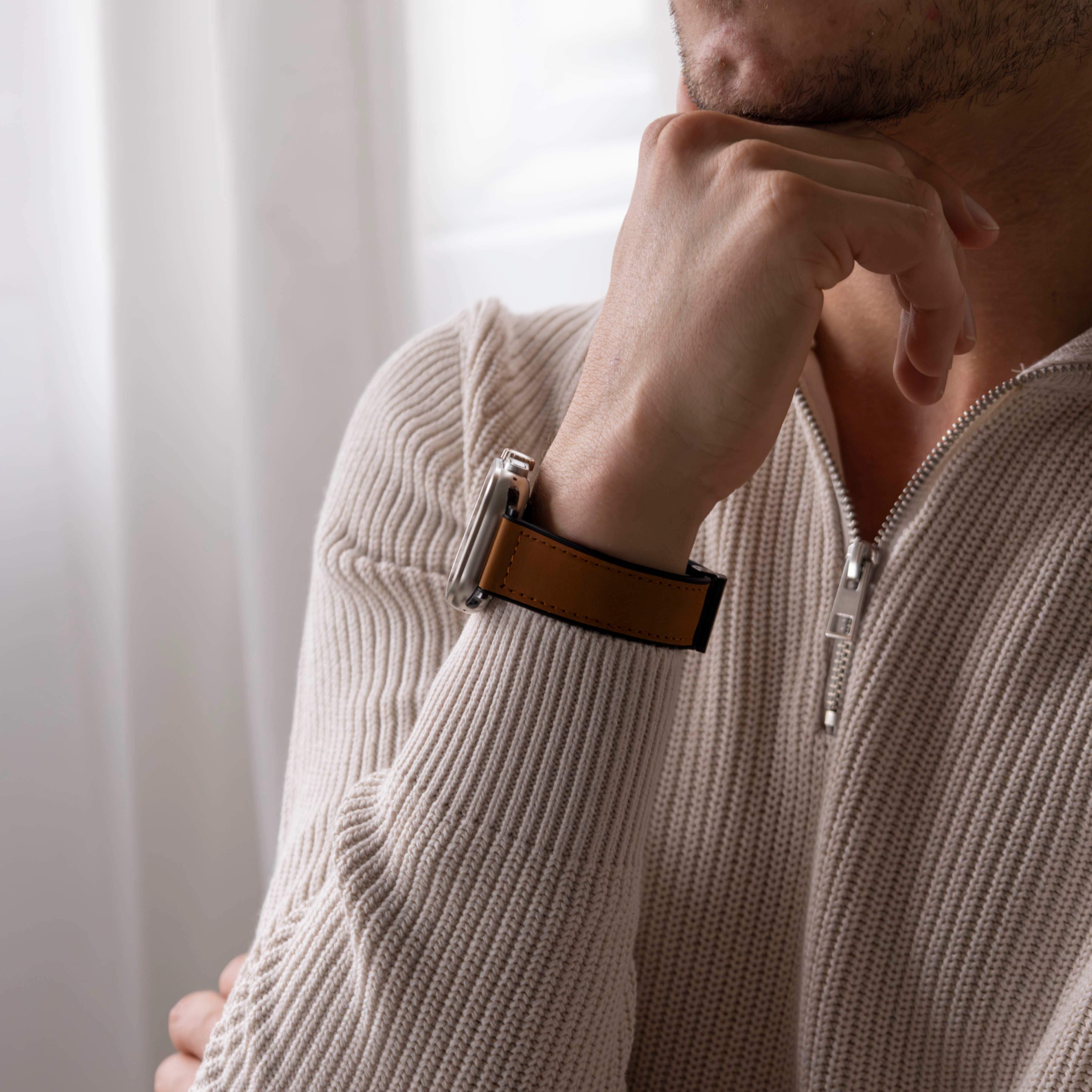 Apple Watch D-Buckle Leather Strap (Light Brown)