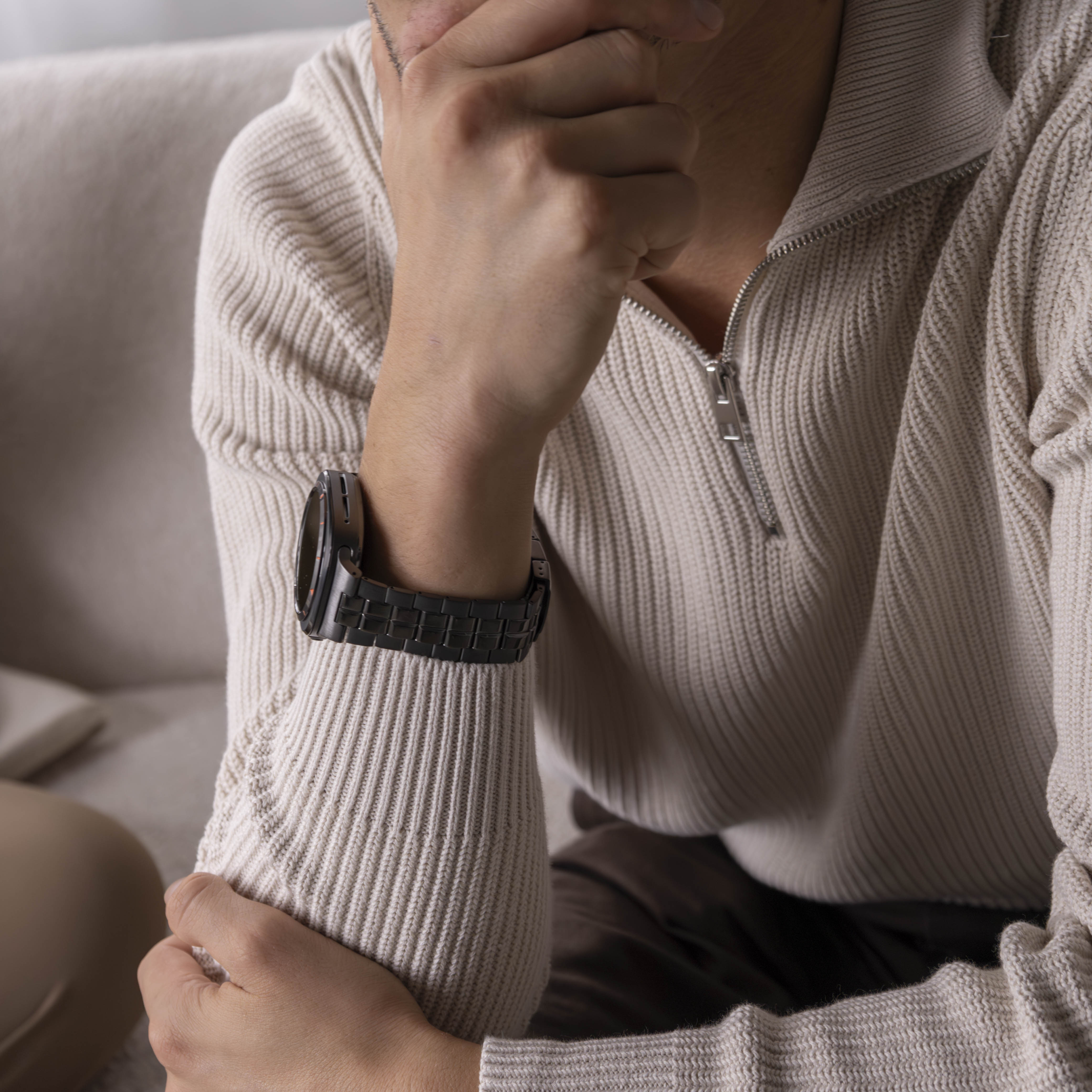 Samsung Galaxy Watch Ultra 'Square' Titanium Strap (Graphite)