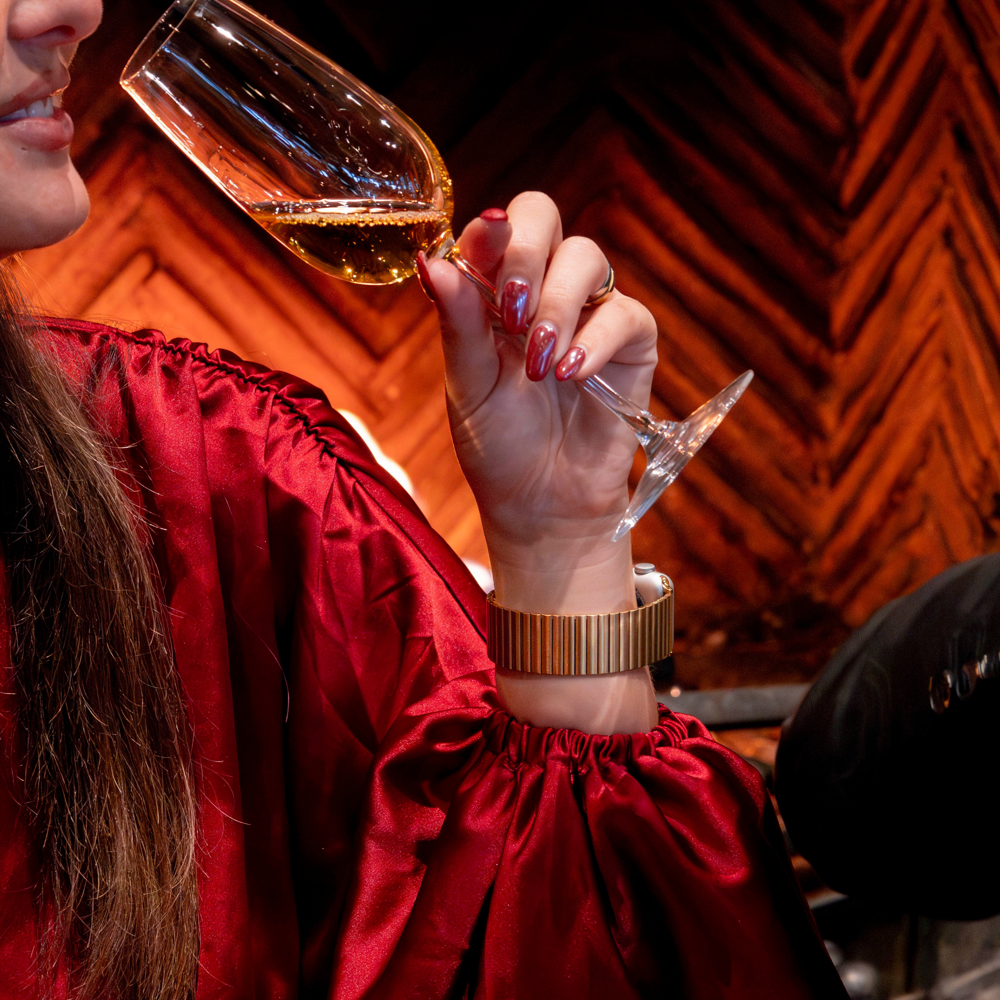 Apple Watch Elastic Steel Strap (Gold)