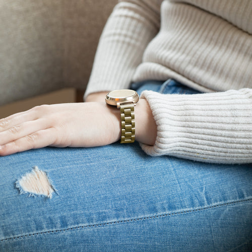 Steel Strap, gold, lifestyle photo