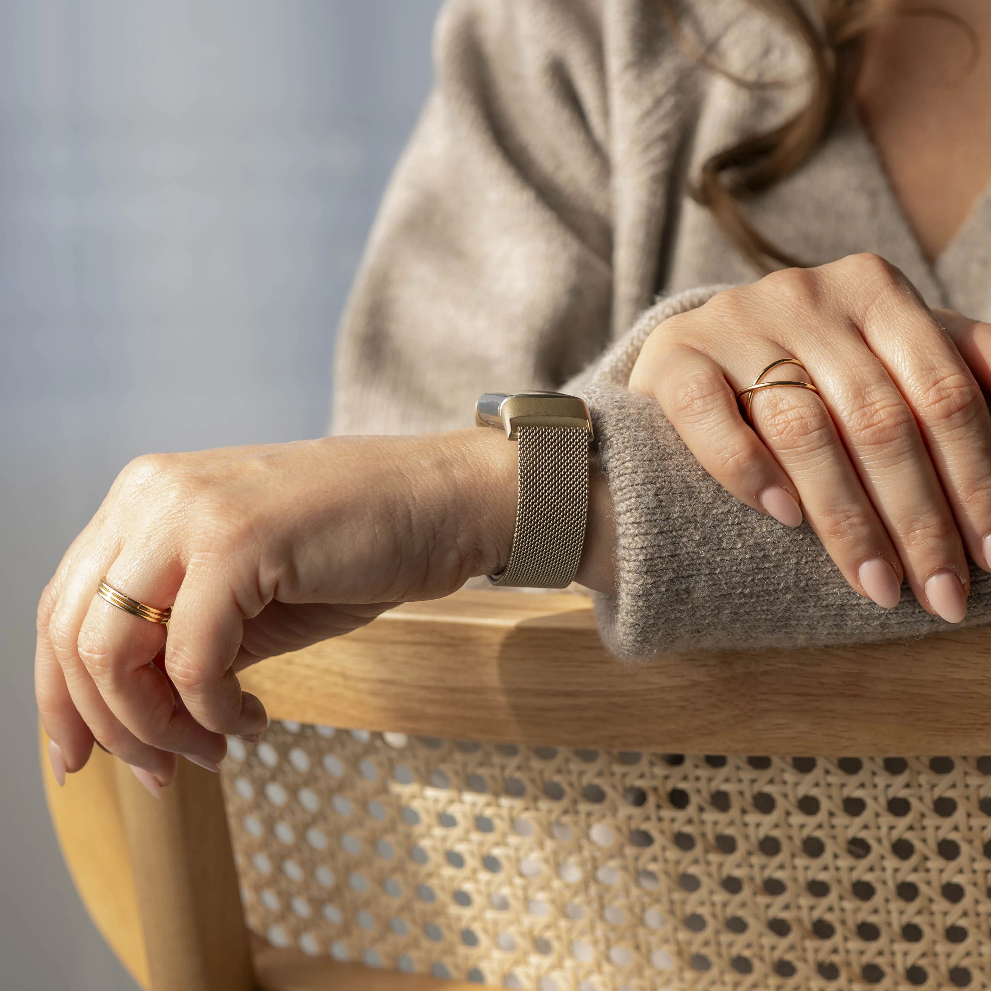Fitbit Charge 6 Milanese Strap (Champagne)