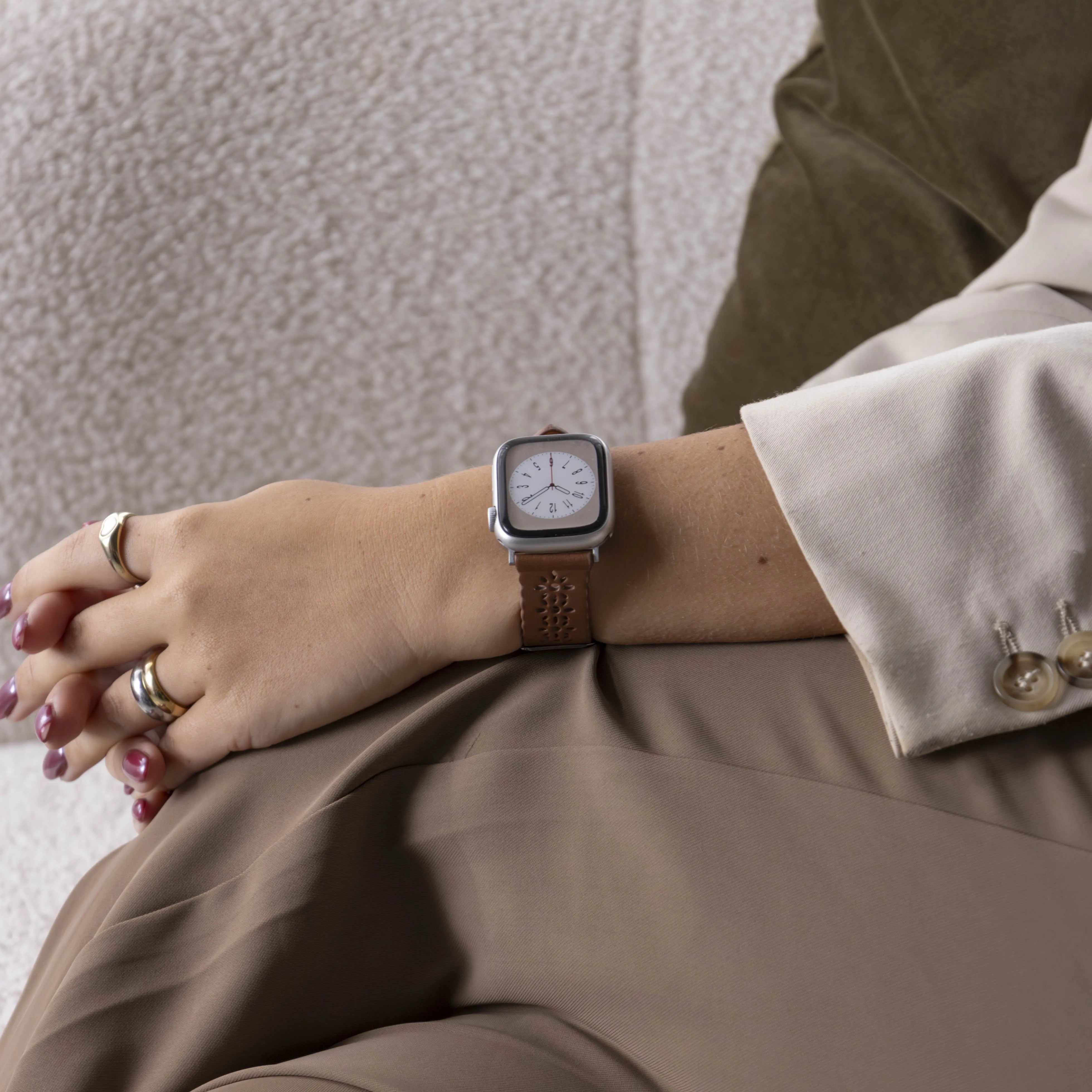 Bracelet cuir à motifs Apple Watch (marron)
