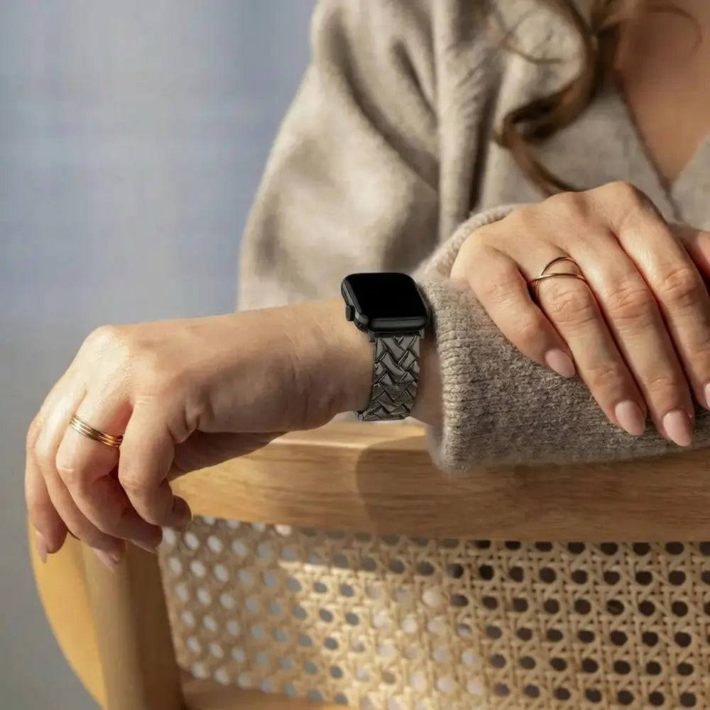 Bandz Apple Watch Metal Strap 'V-Type' (Black)