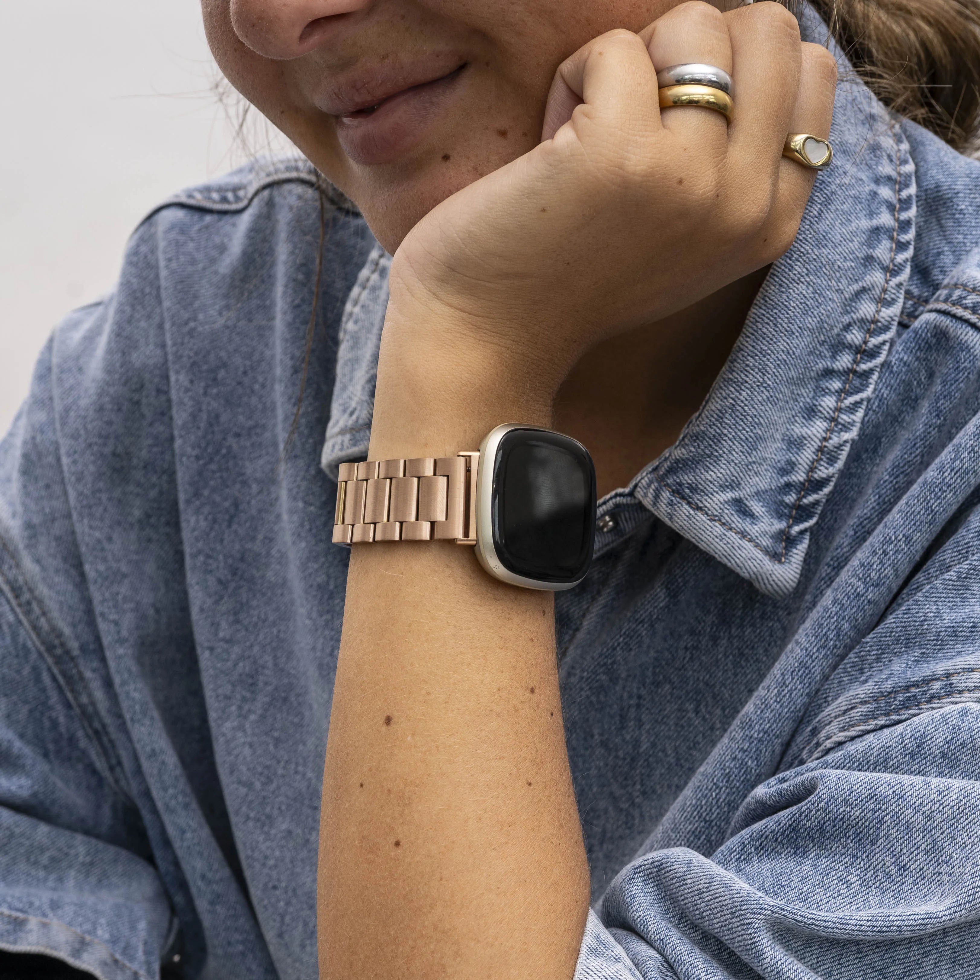 Bracelet acier Fitbit Sense 2 (or rose)