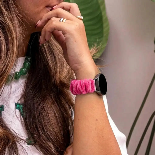 Apple Watch Scrunchie Strap (Shiny Pink)