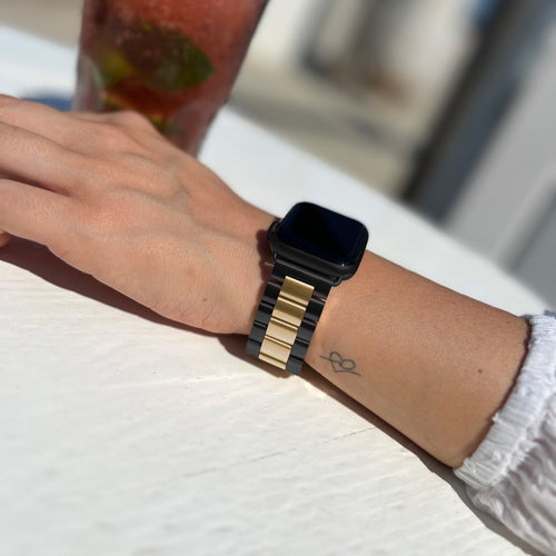 Steel Strap, black/gold, lifestyle photo