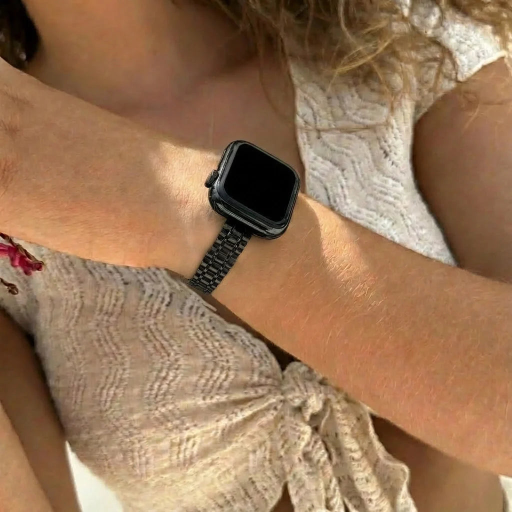 Steel Strap 'Slim', black, lifestyle photo