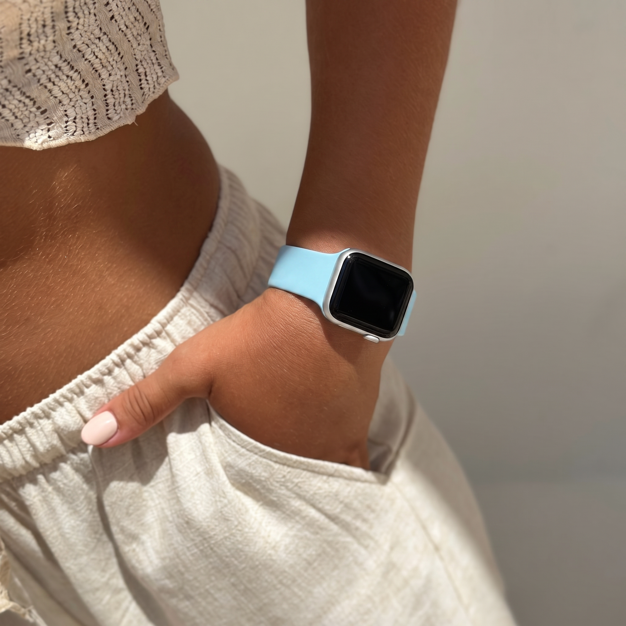 xoxo Wildhearts Bracelet silicone Apple Watch (bleu clair)