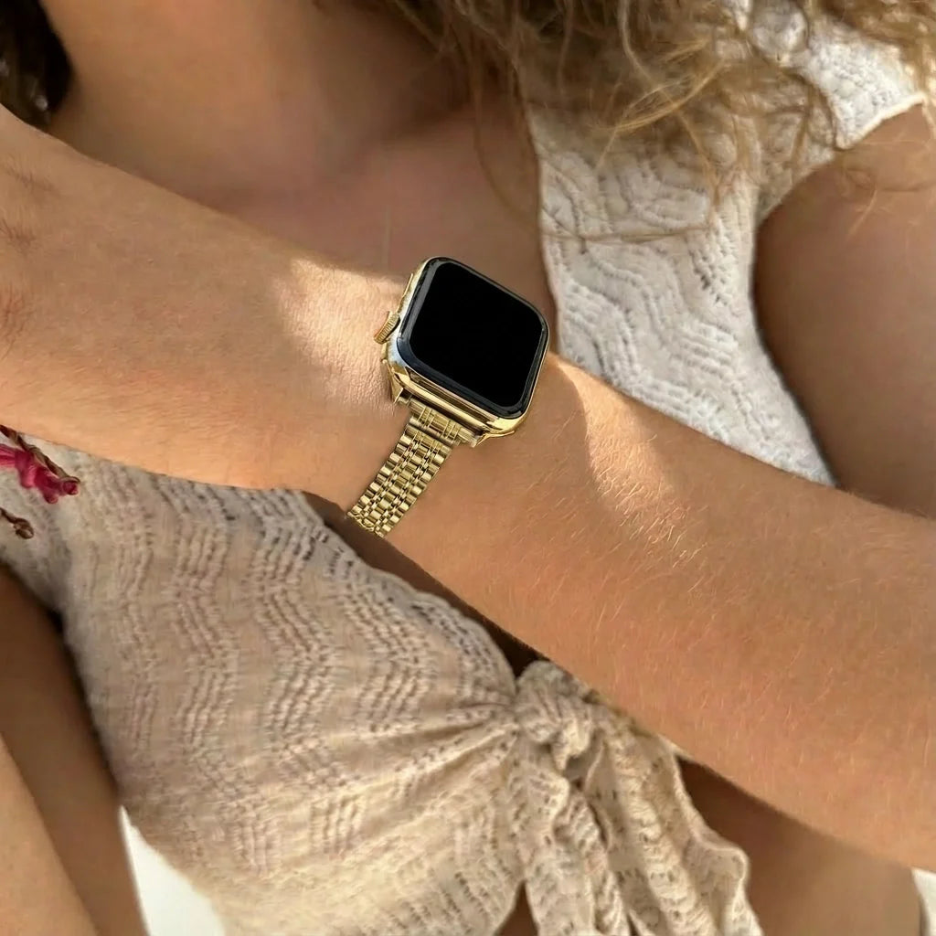 Steel Strap 'Slim', gold, lifestyle photo