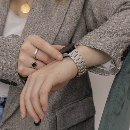Bracelet acier Samsung Galaxy Watch 6 Classic 47mm (lumière stellaire)