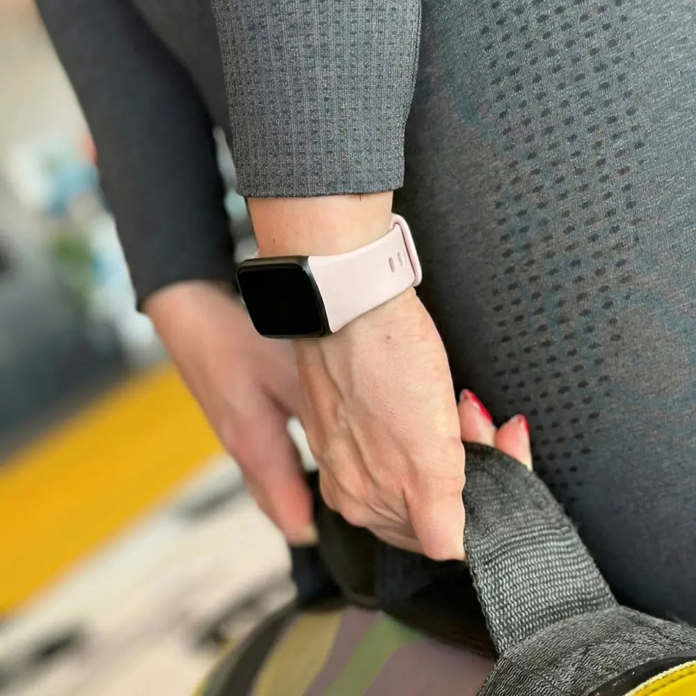 Bracelet silicone Fitbit Charge 5 (rose clair)
