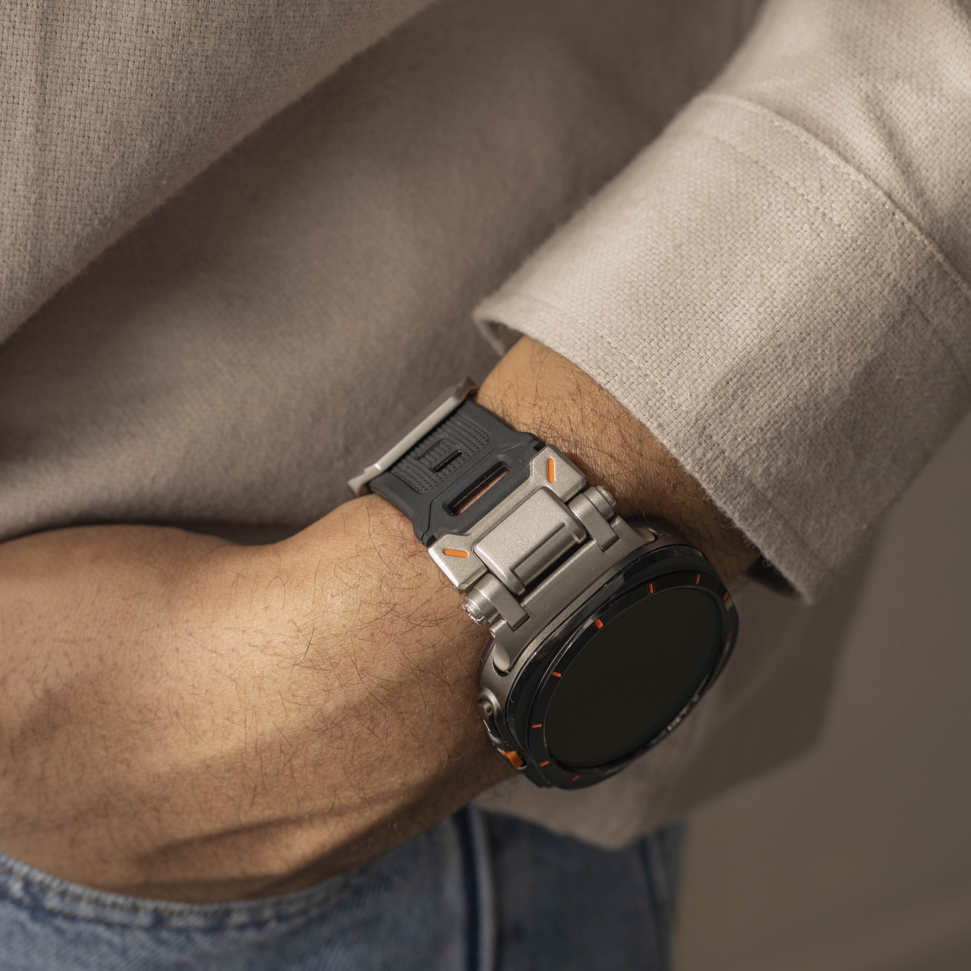 Bracelet TPU 'Explorer' Samsung Galaxy Watch Ultra (noir avec titane)