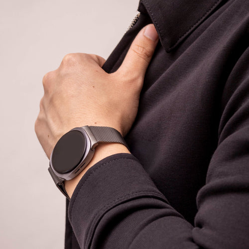 Samsung Galaxy Watch 9 - 44mm Milanese Strap (Space Grey)