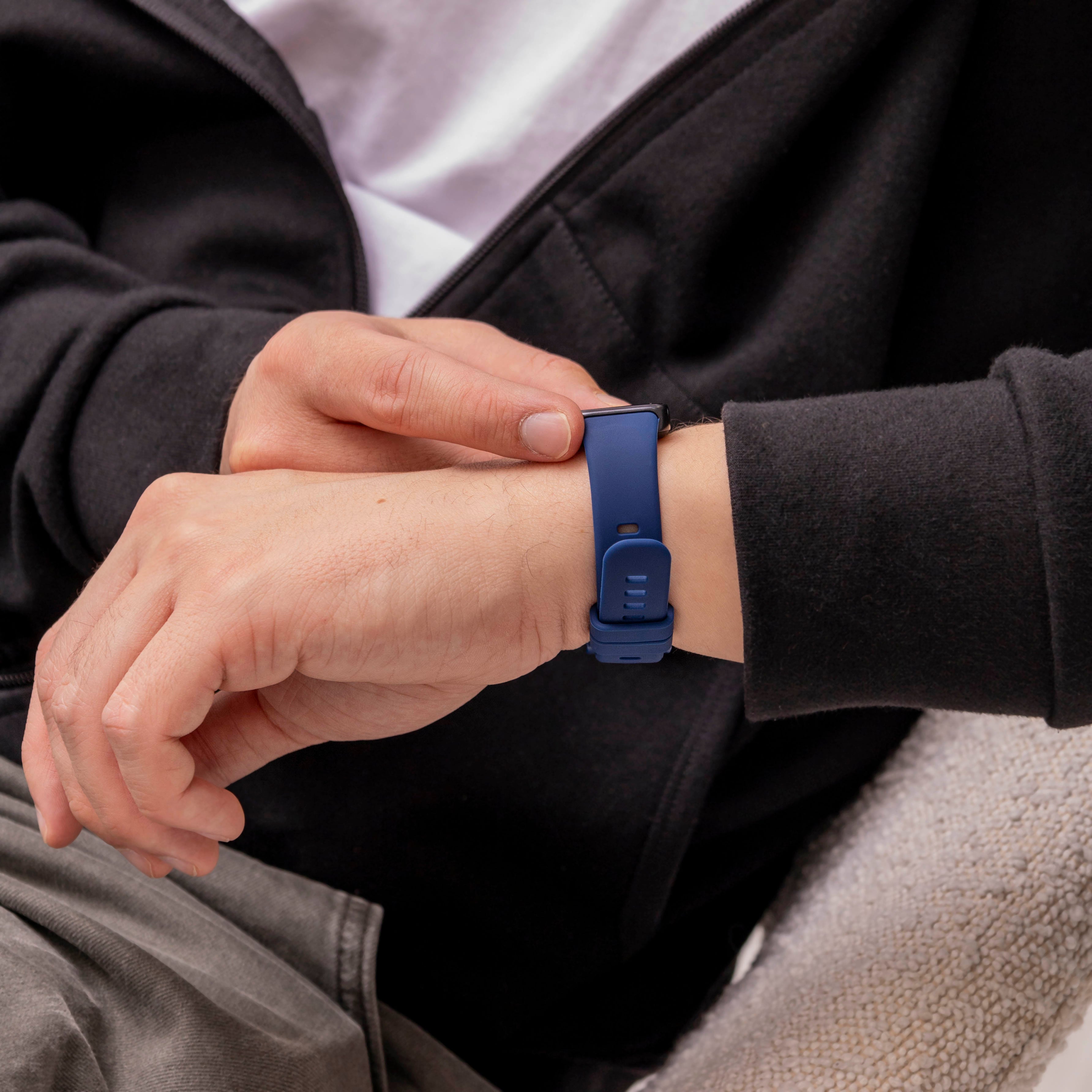 Bracelet silicone classique Huawei Band 8 (bleu foncé)