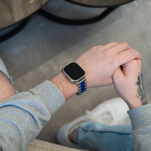 Steel Strap, silver/blue, lifestyle photo
