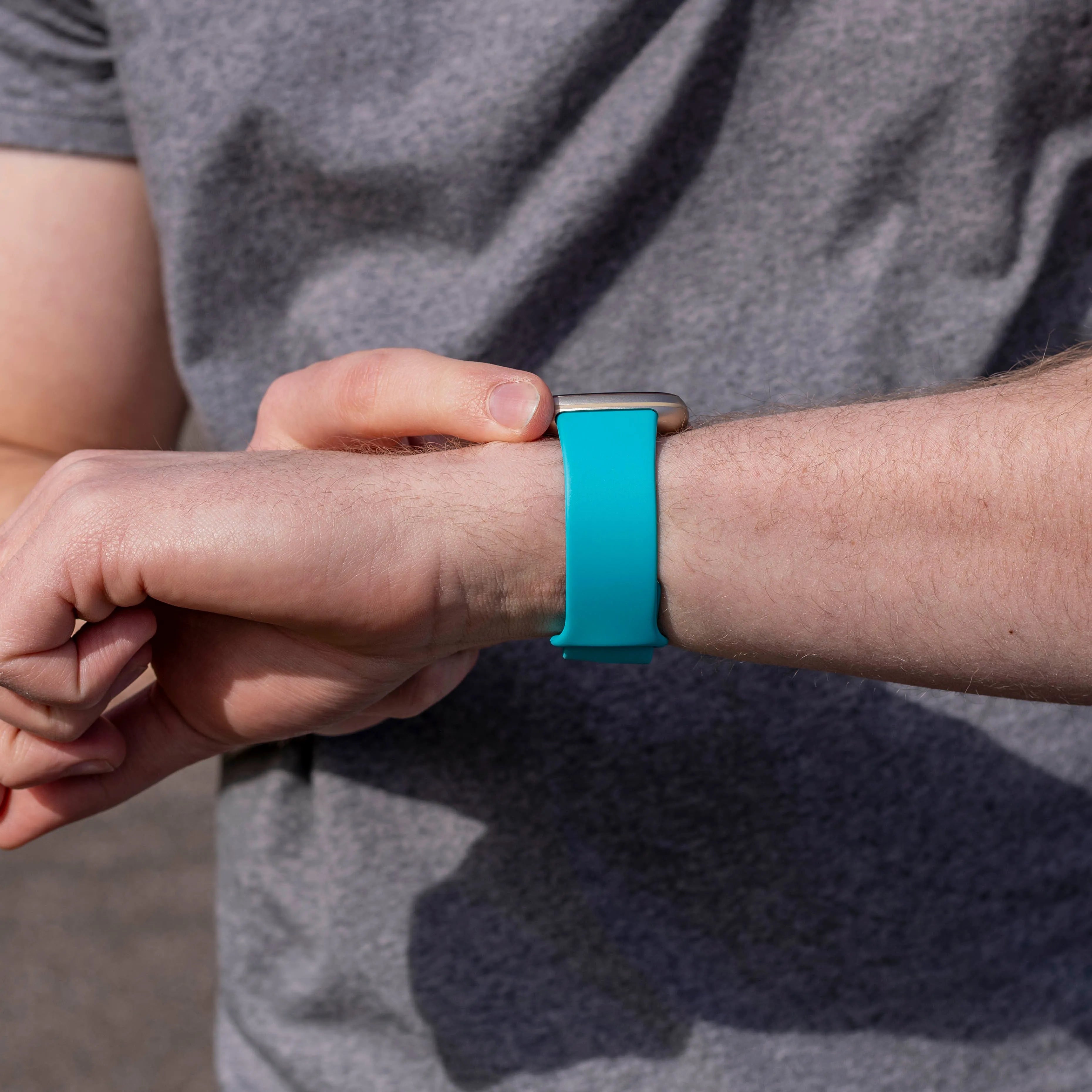 Bracelet silicone classique Fitbit Sense (aqua)