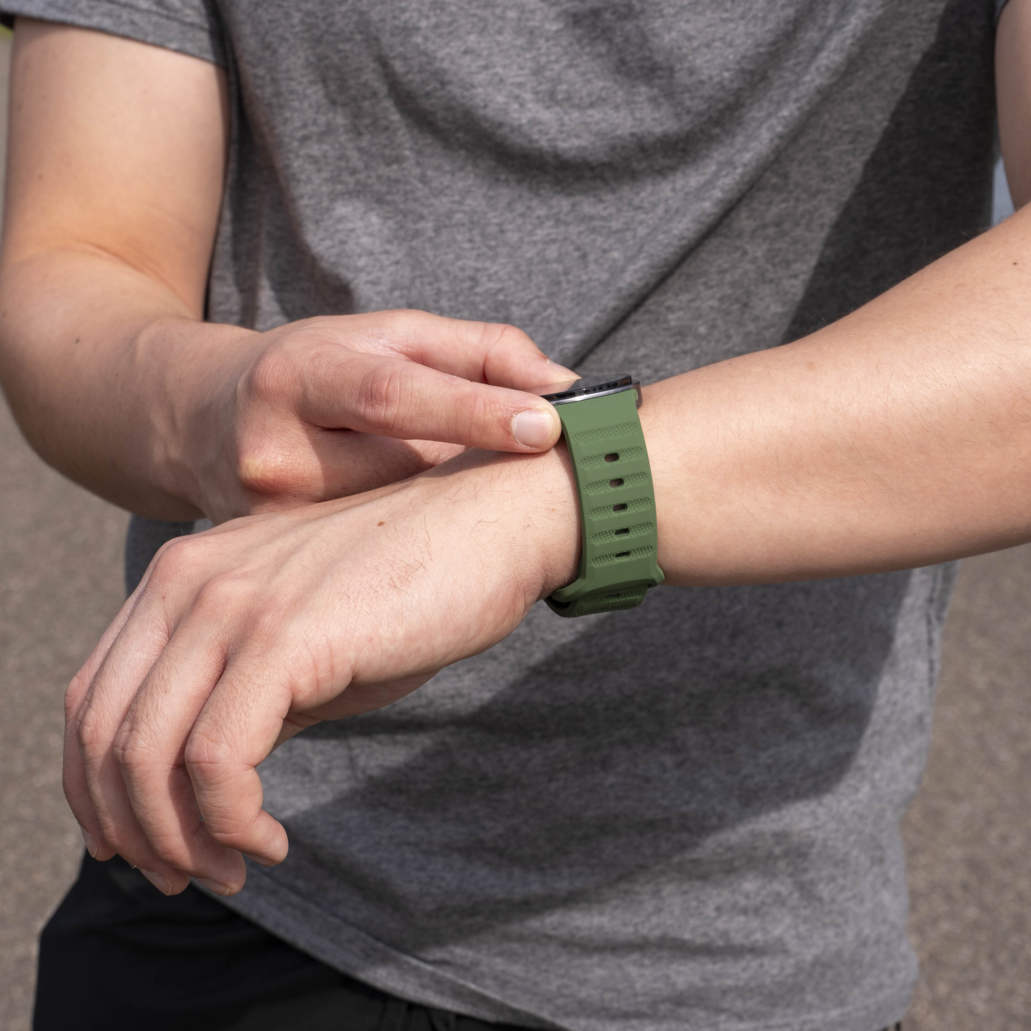 Bracelet silicone Outdoor Samsung Galaxy Watch 9 - 40mm (vert militaire)