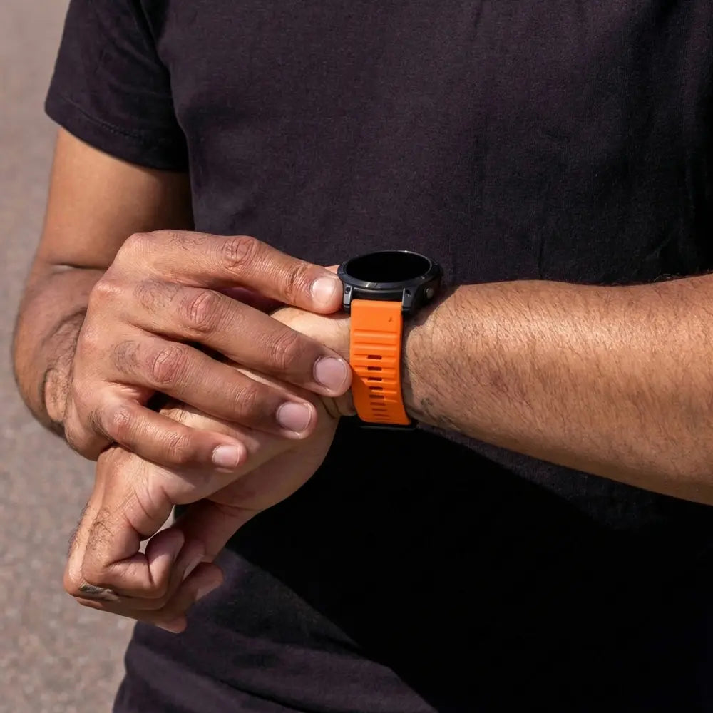 Garmin Forerunner 965 Outdoor Silicone Strap (Orange)