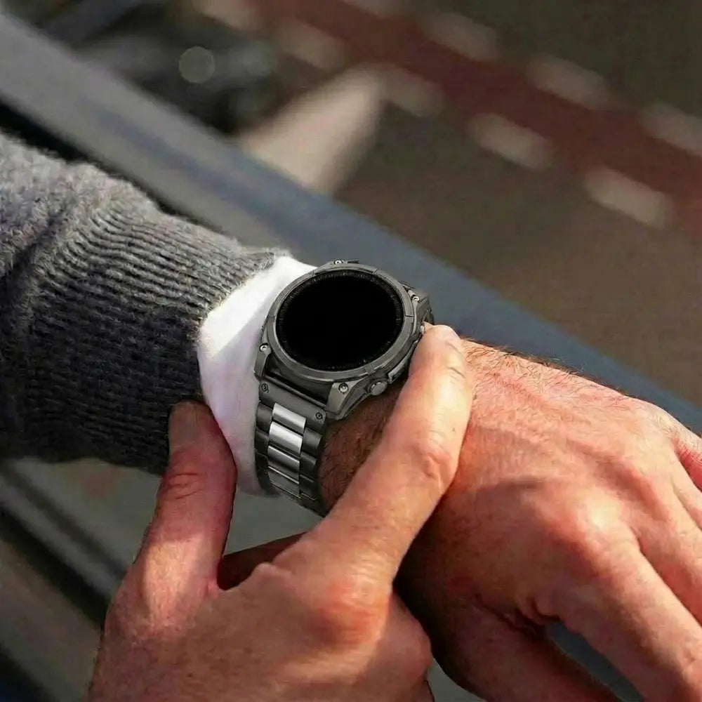 Garmin Fenix 7 Premium Steel Strap (Black-Silver)