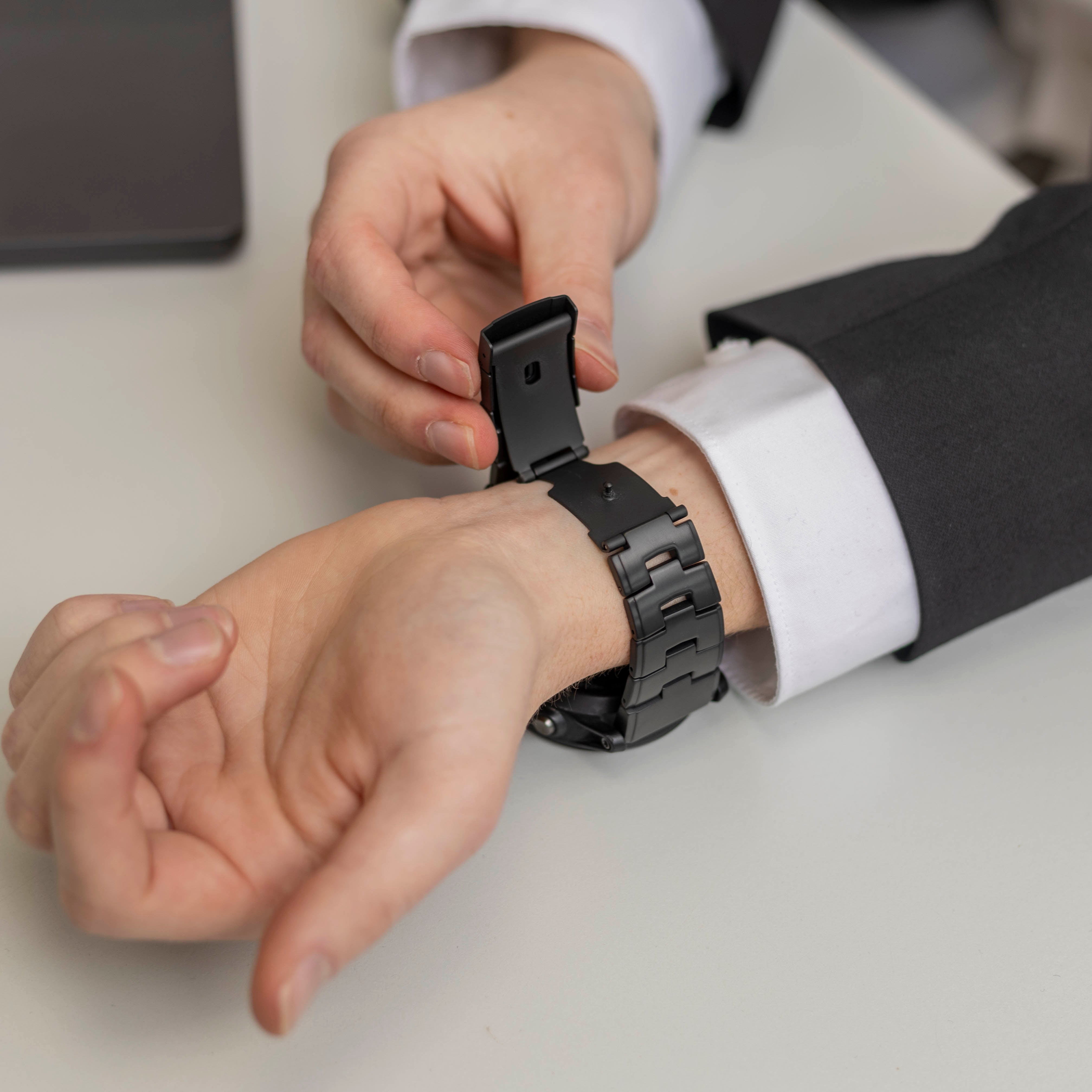 Bracelet titane Garmin Instinct 3 - 50mm (noir)